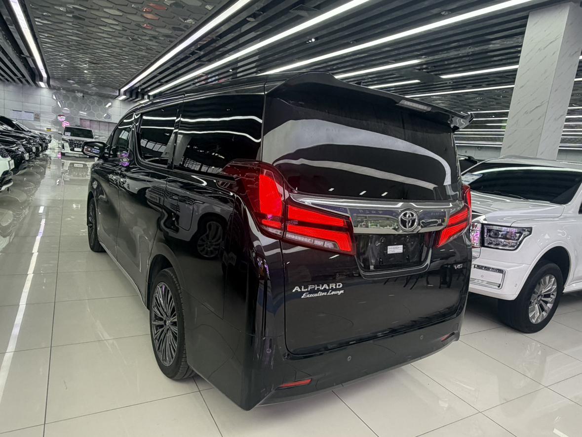 Toyota Alphard 2022 thumb 2