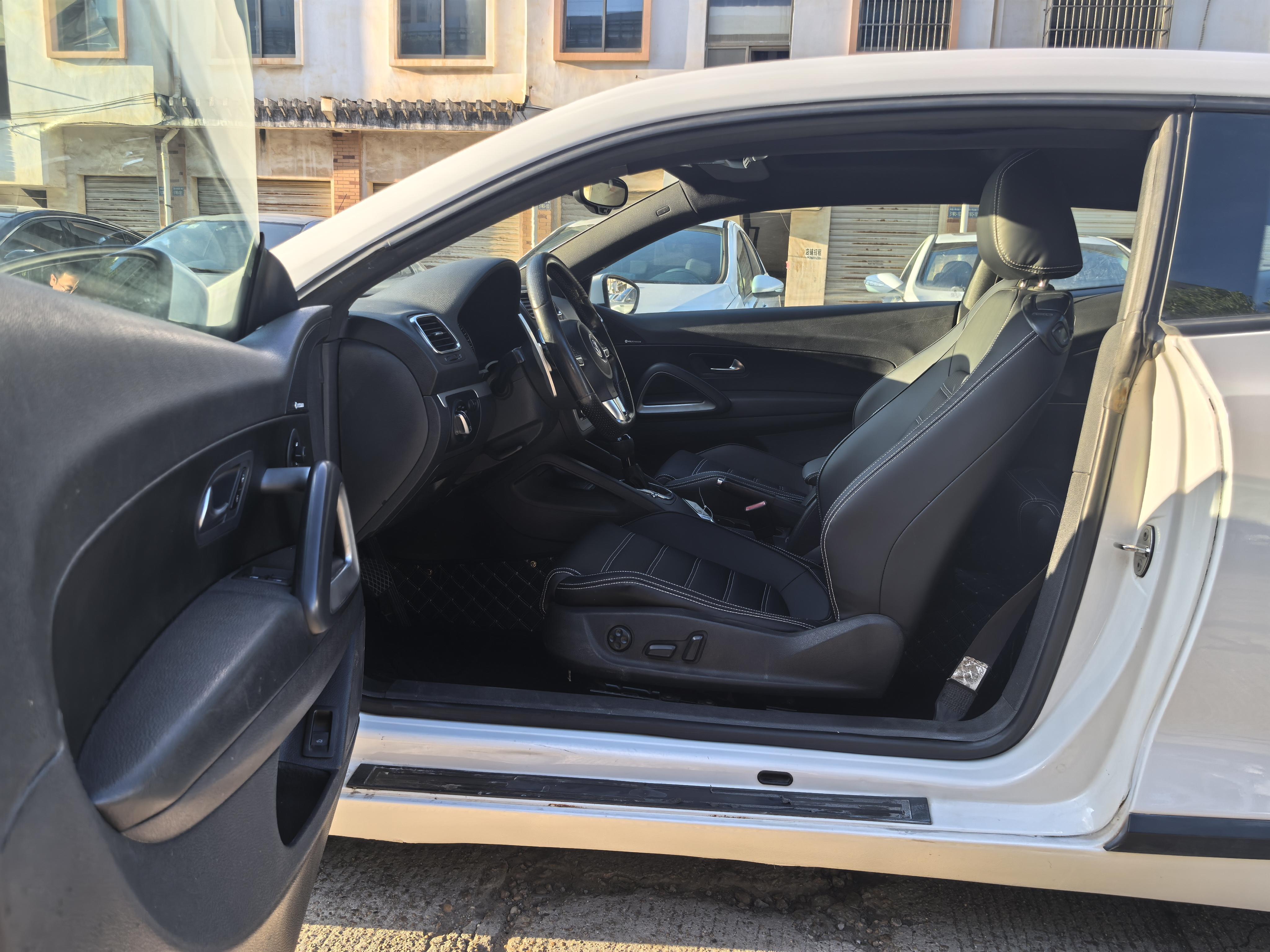 Volkswagen Scirocco 2011 thumb 8