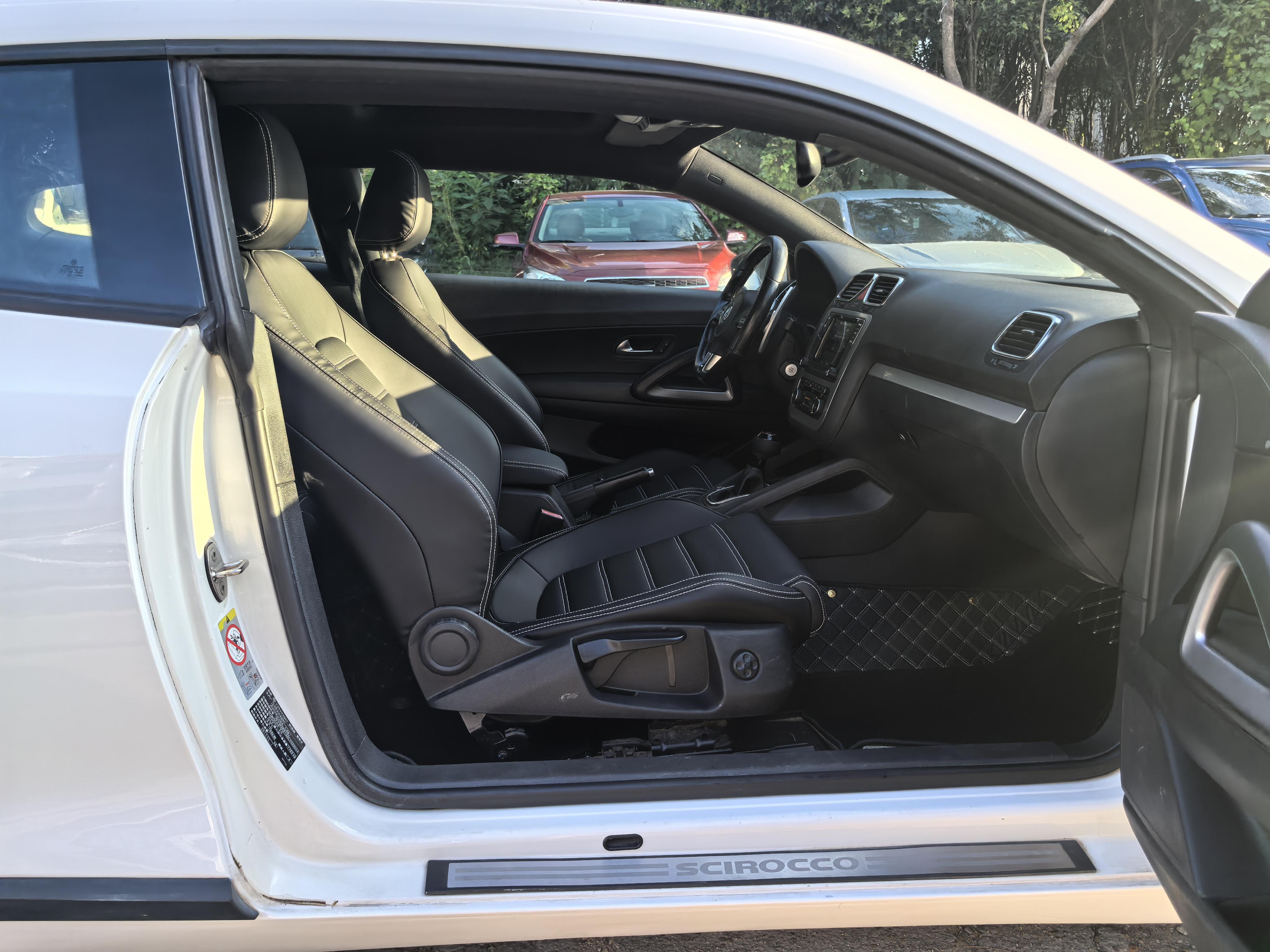 Volkswagen Scirocco 2011 thumb 9