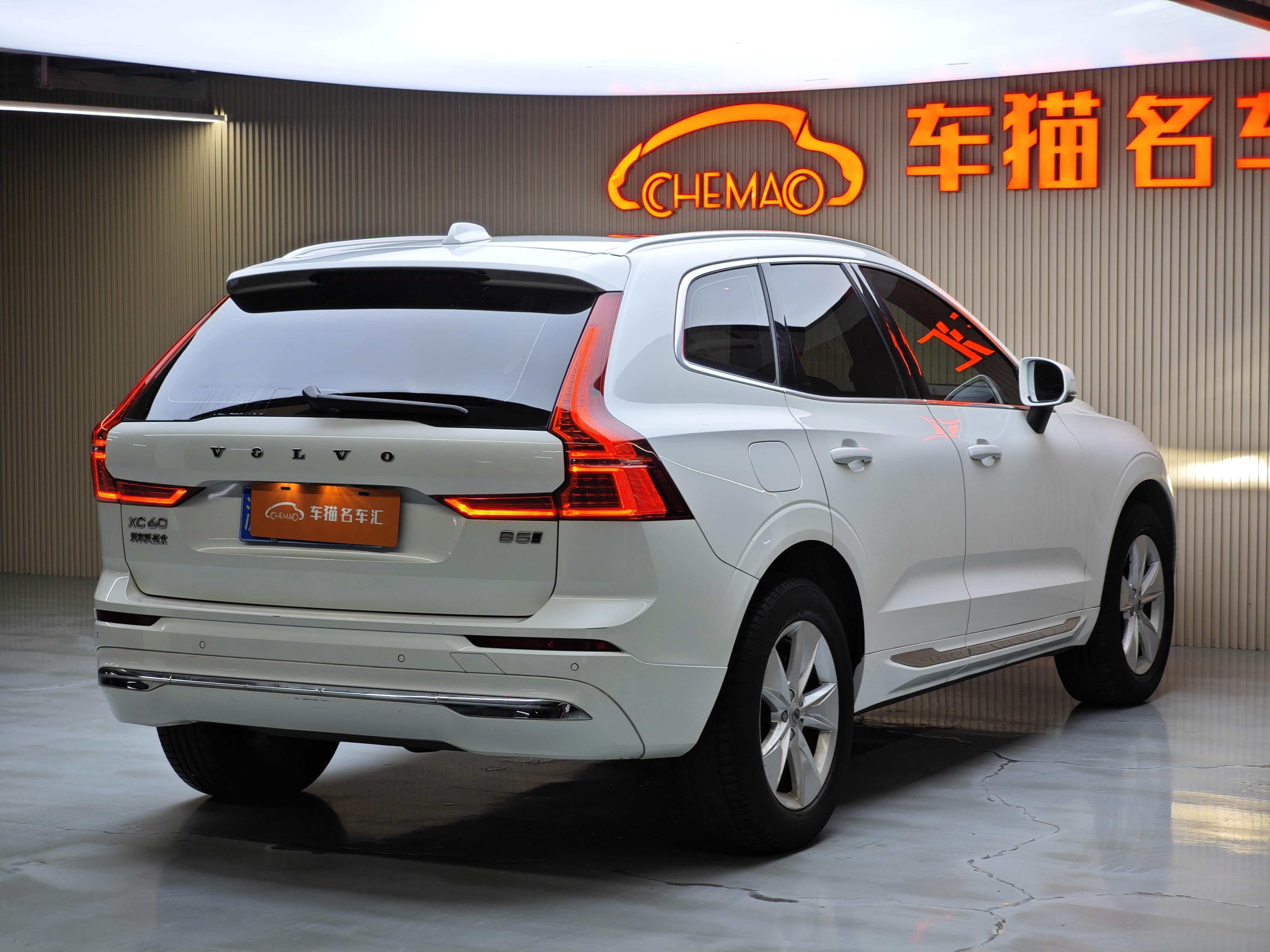Volvo XC60 2022 thumb 5