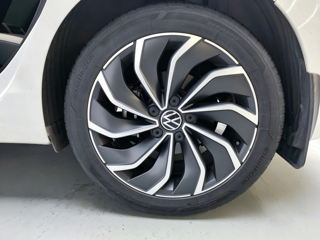 Volkswagen Golf Sportsvan 2021 thumb 7