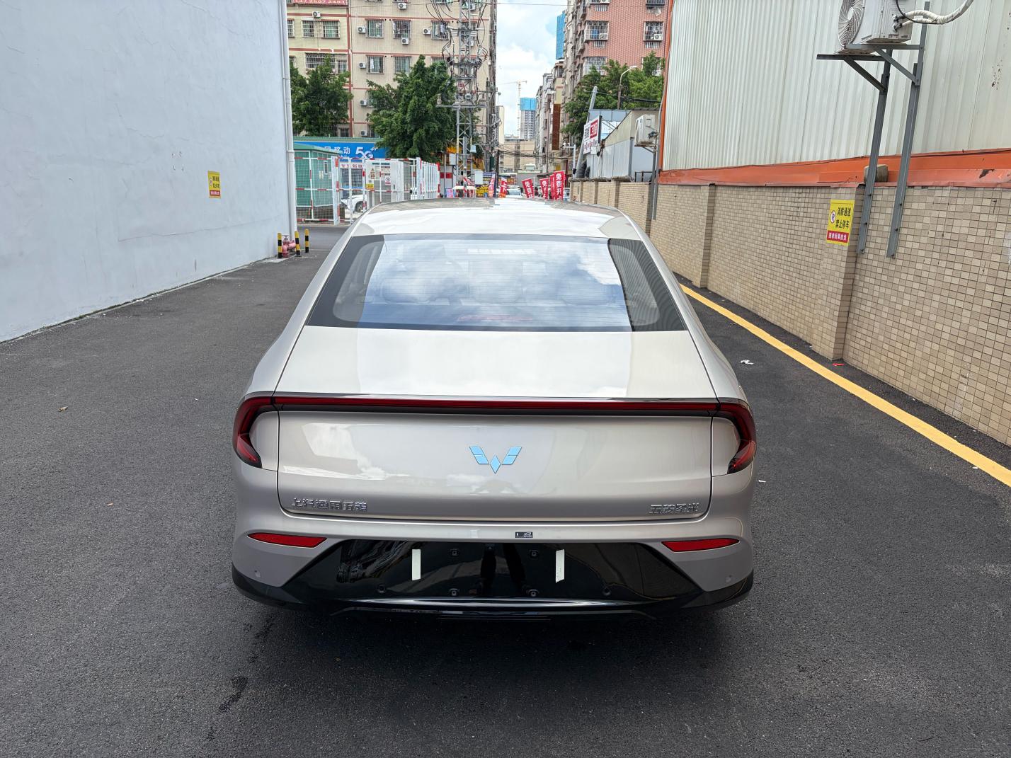 Wuling EV 2024 thumb 3