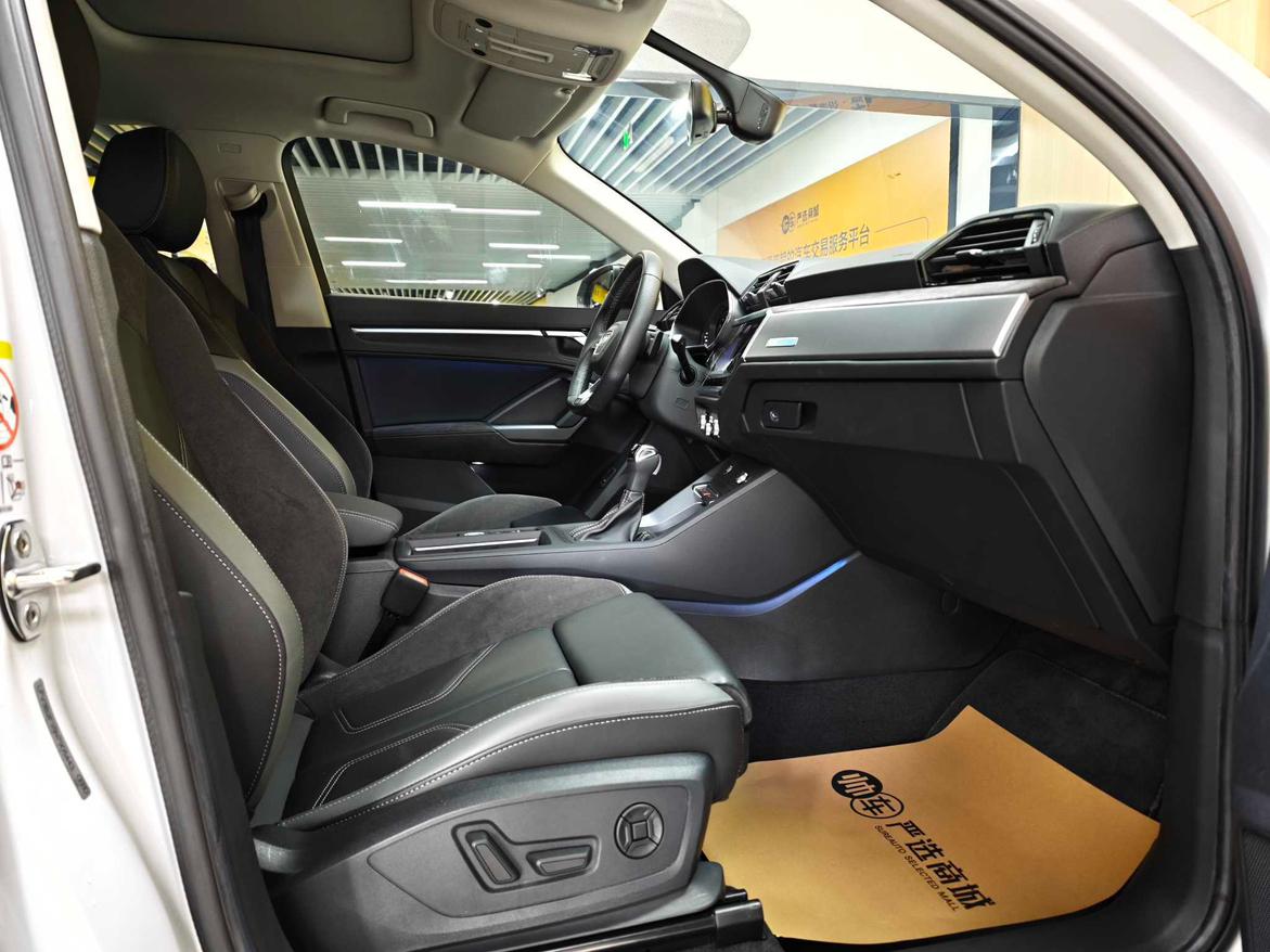 Audi Q3 Sportback 2022 thumb 9