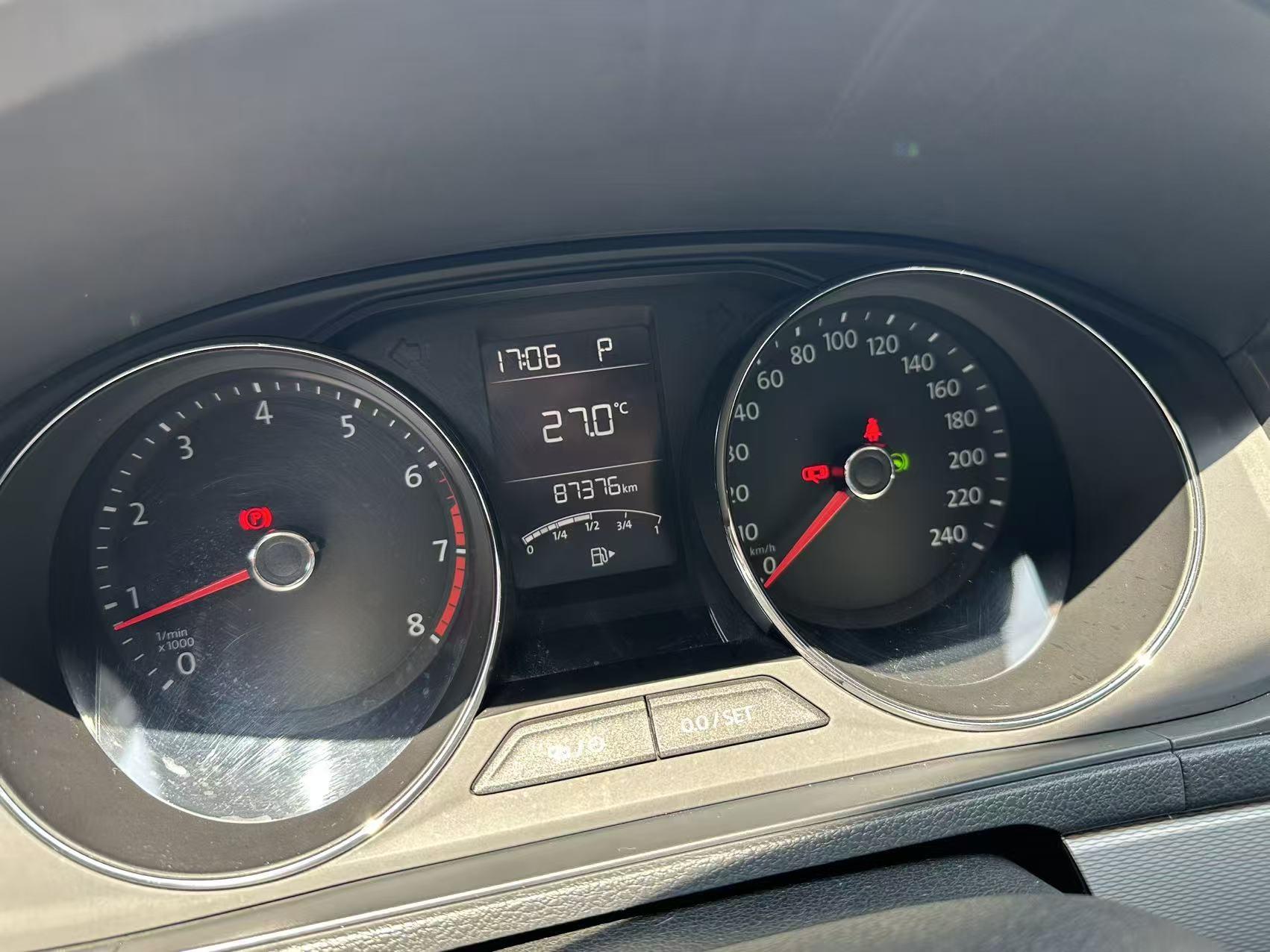 Volkswagen Lavida 2015 thumb 4