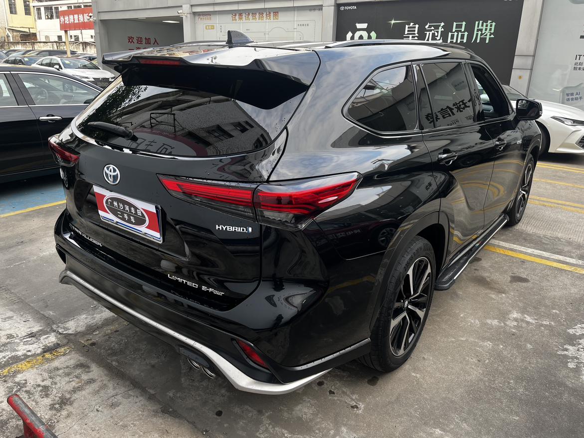 Toyota Crown 2021 thumb 5