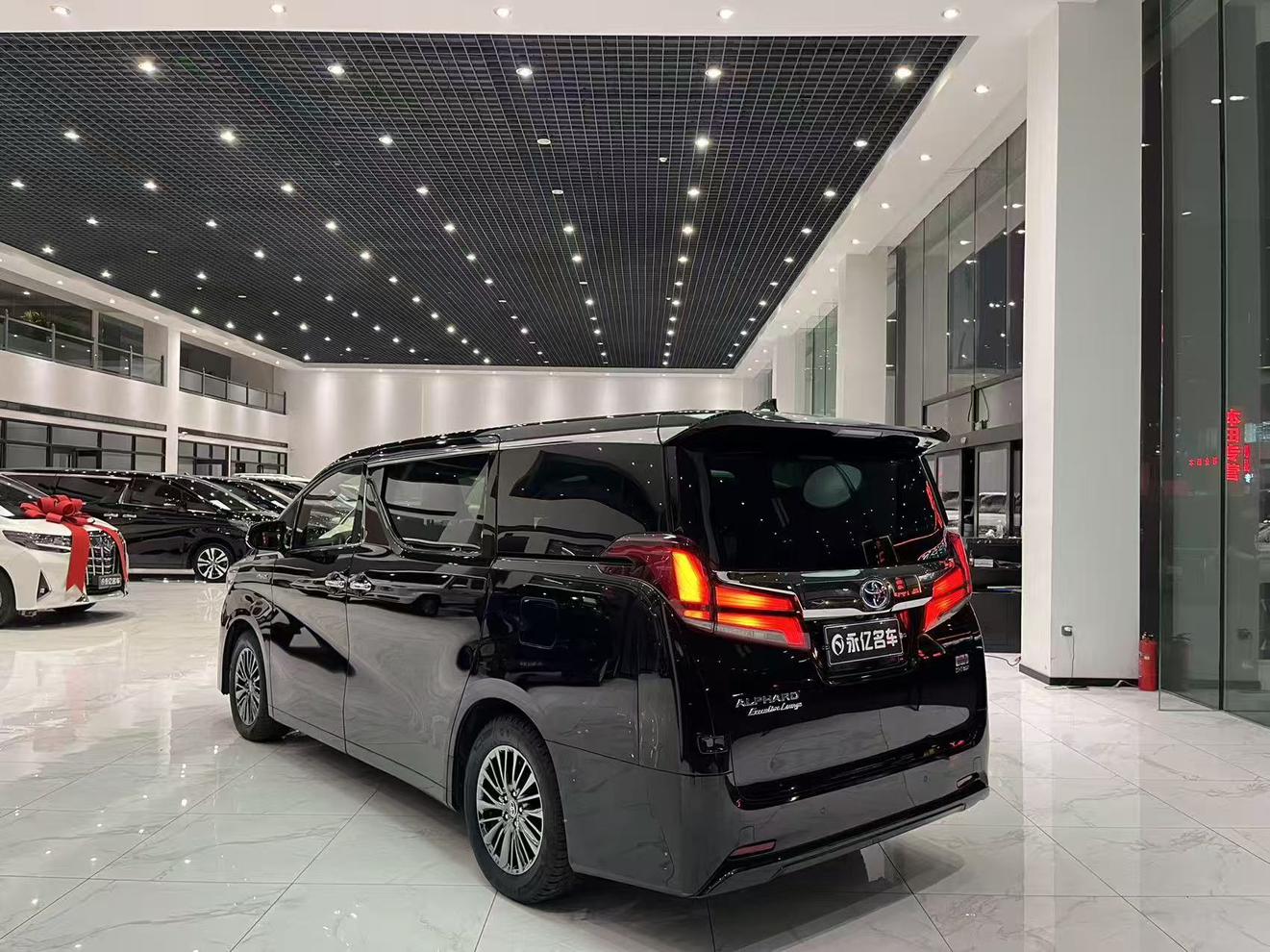 Toyota Alphard 2020 thumb 2