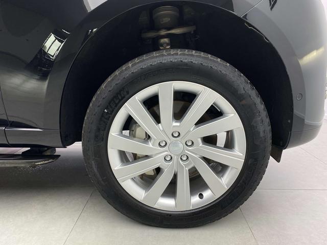 Land Rover Range Rover 2023 thumb 3
