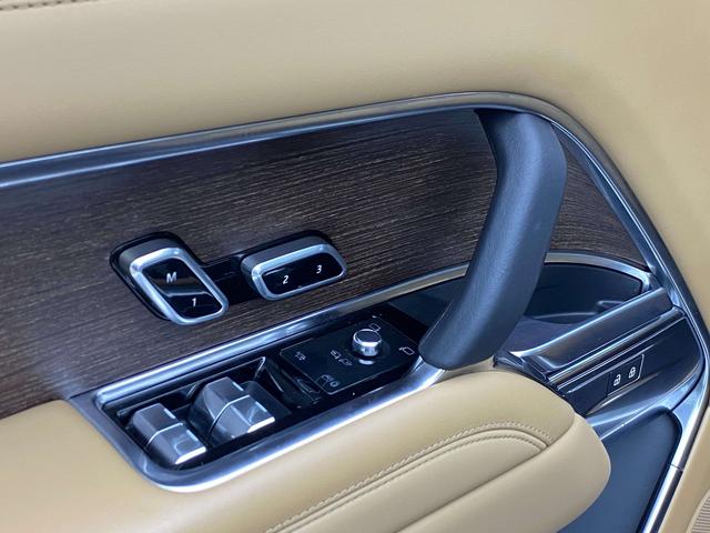 Land Rover Range Rover 2023 thumb 12