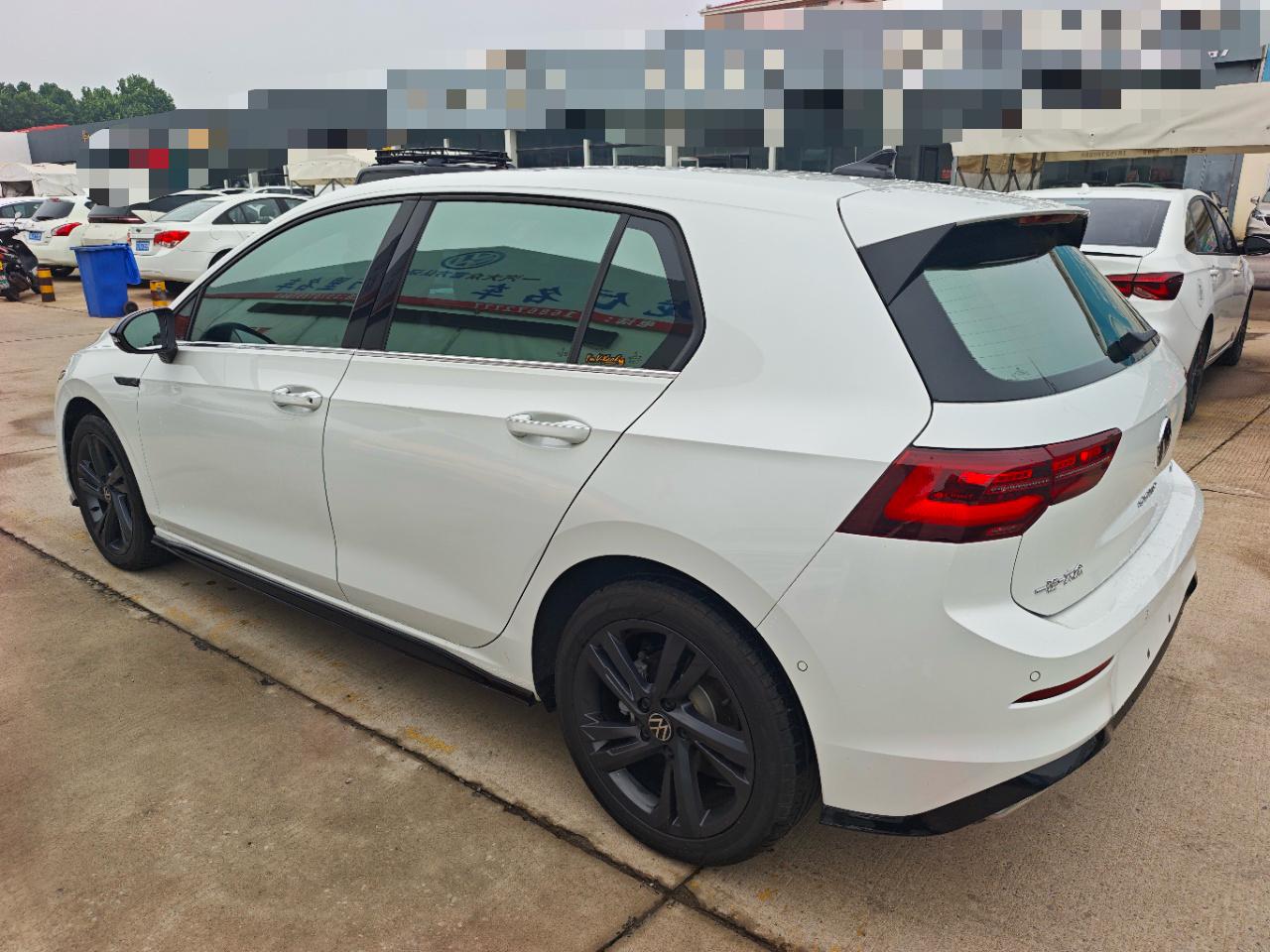 Volkswagen Golf Sportsvan 2023 thumb 2