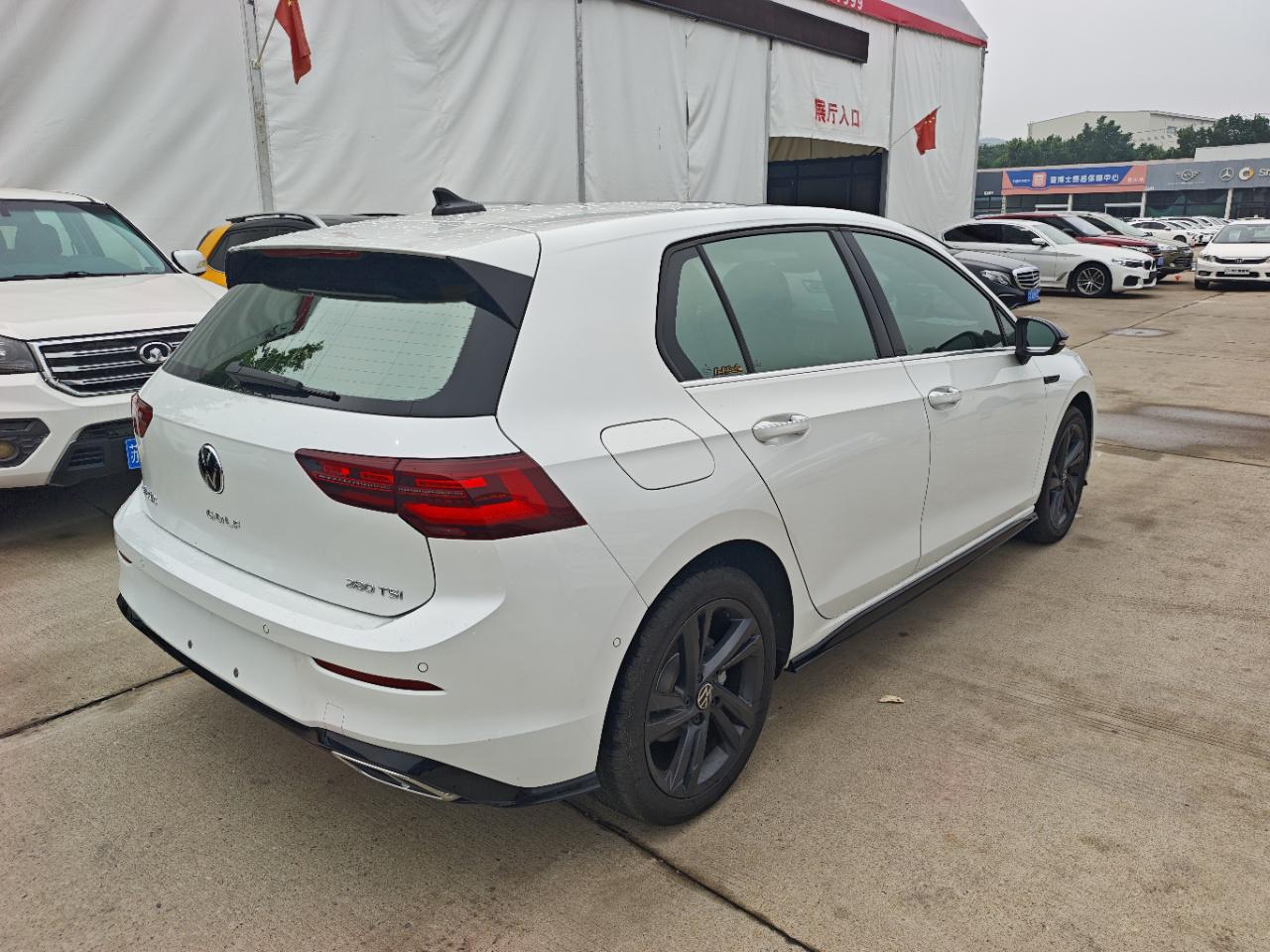 Volkswagen Golf Sportsvan 2023 thumb 4