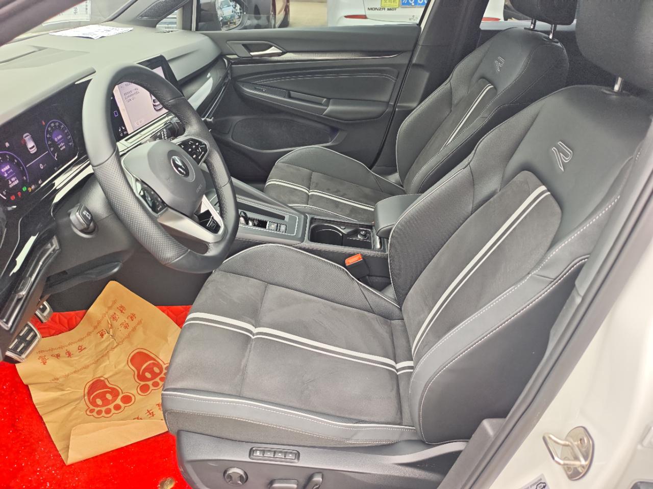 Volkswagen Golf Sportsvan 2023 thumb 11