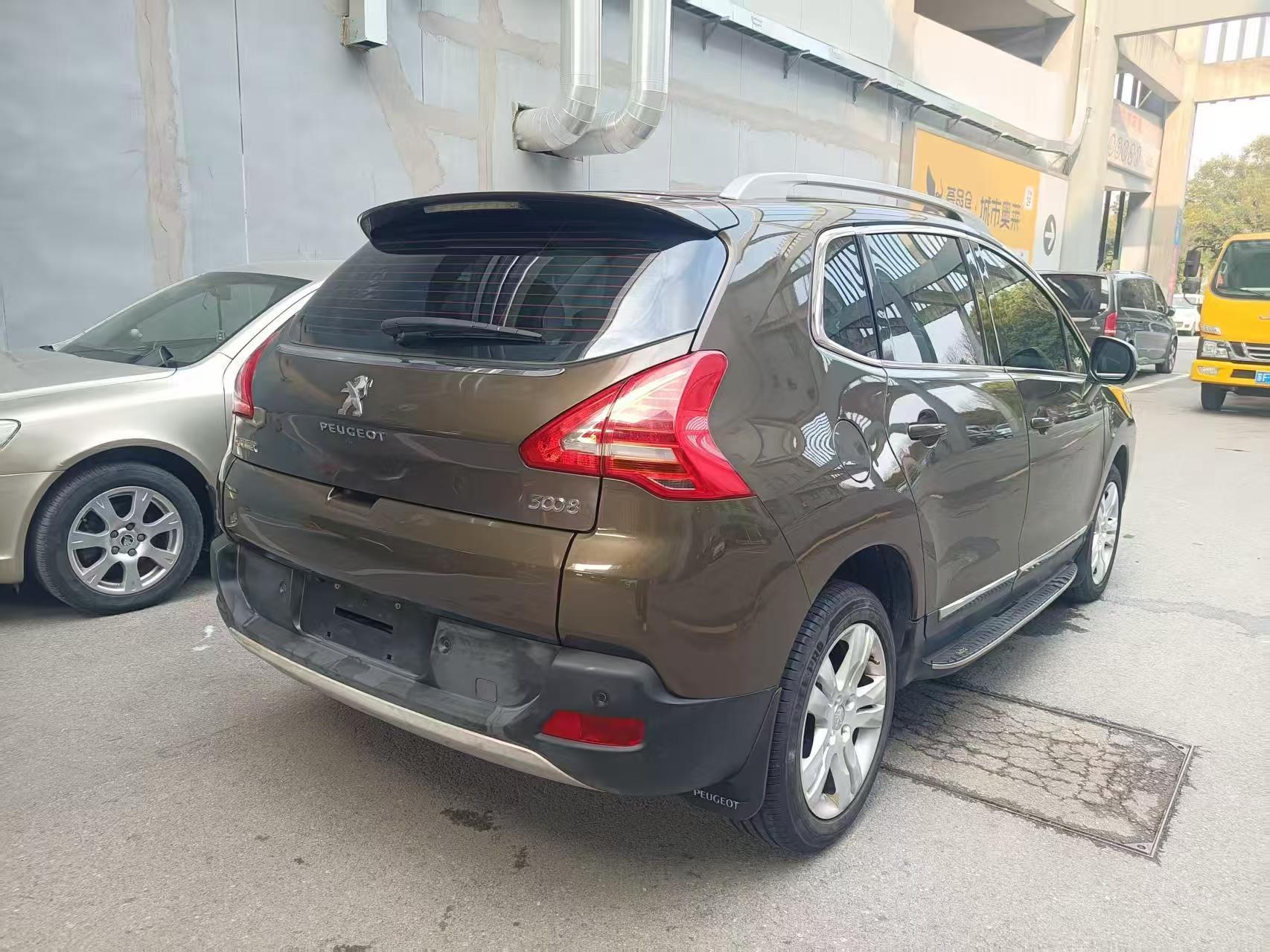 Peugeot 3008 2015 thumb 4