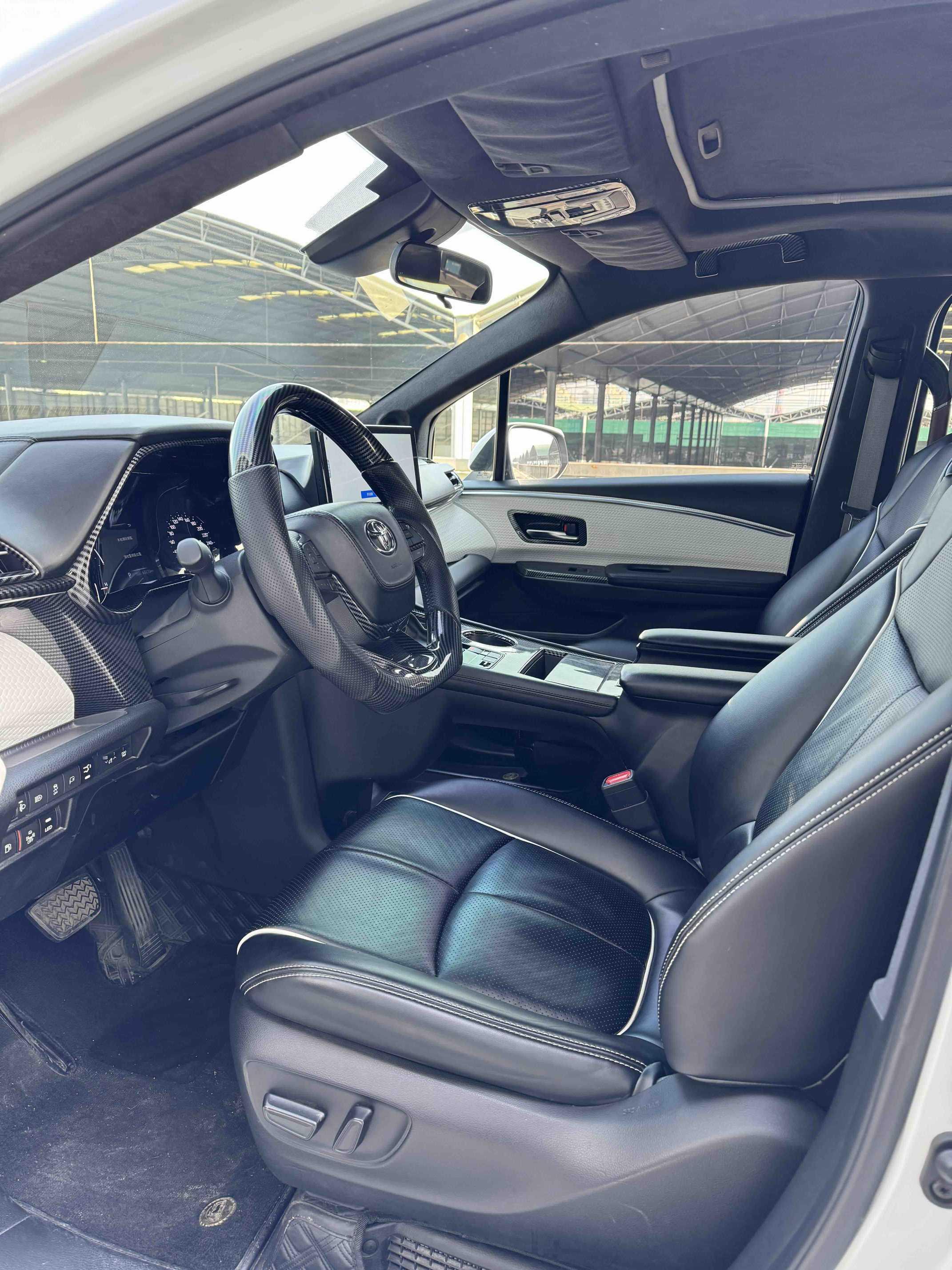 Toyota Sienna 2021 thumb 5