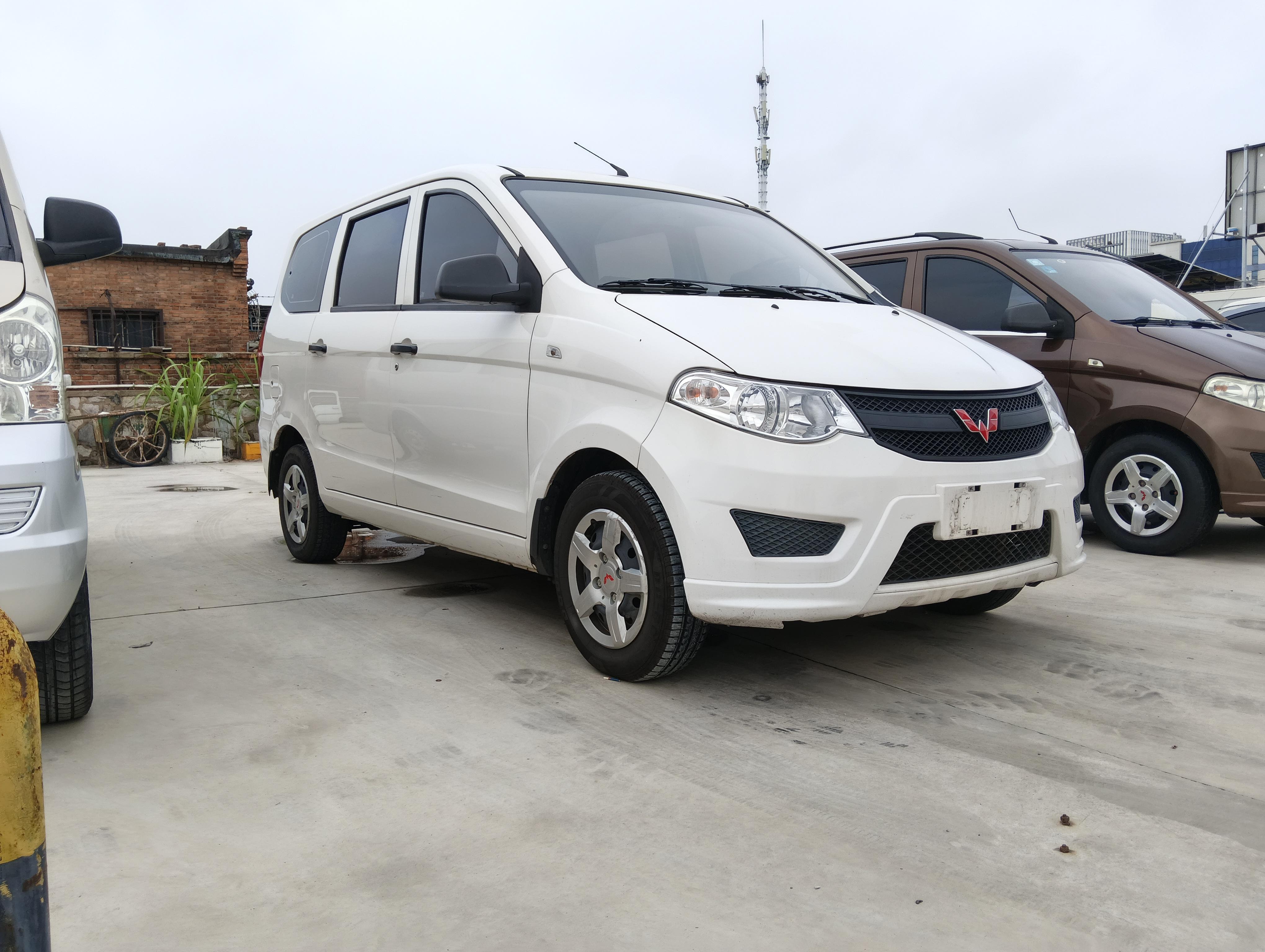 Wuling Hong Guang 2021 thumb 10