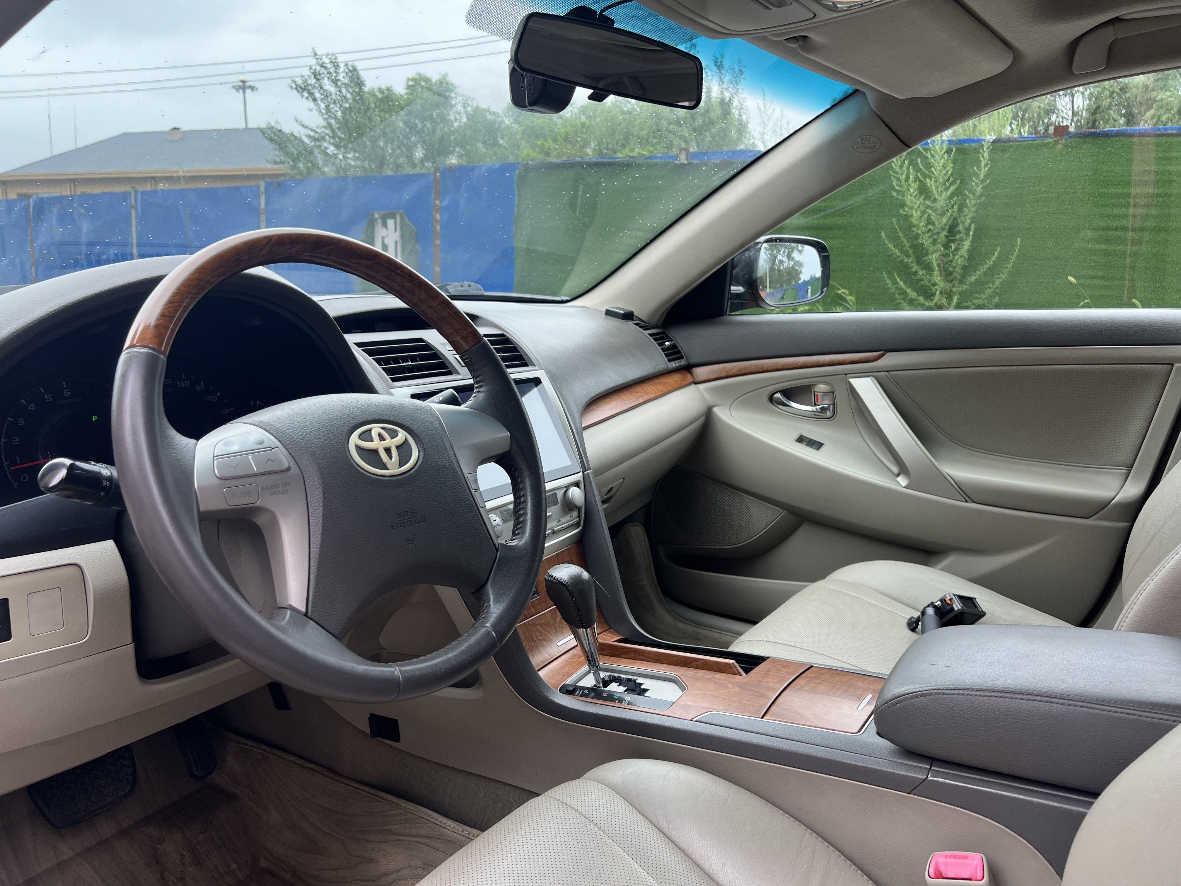 Toyota Camry 2010 thumb 6