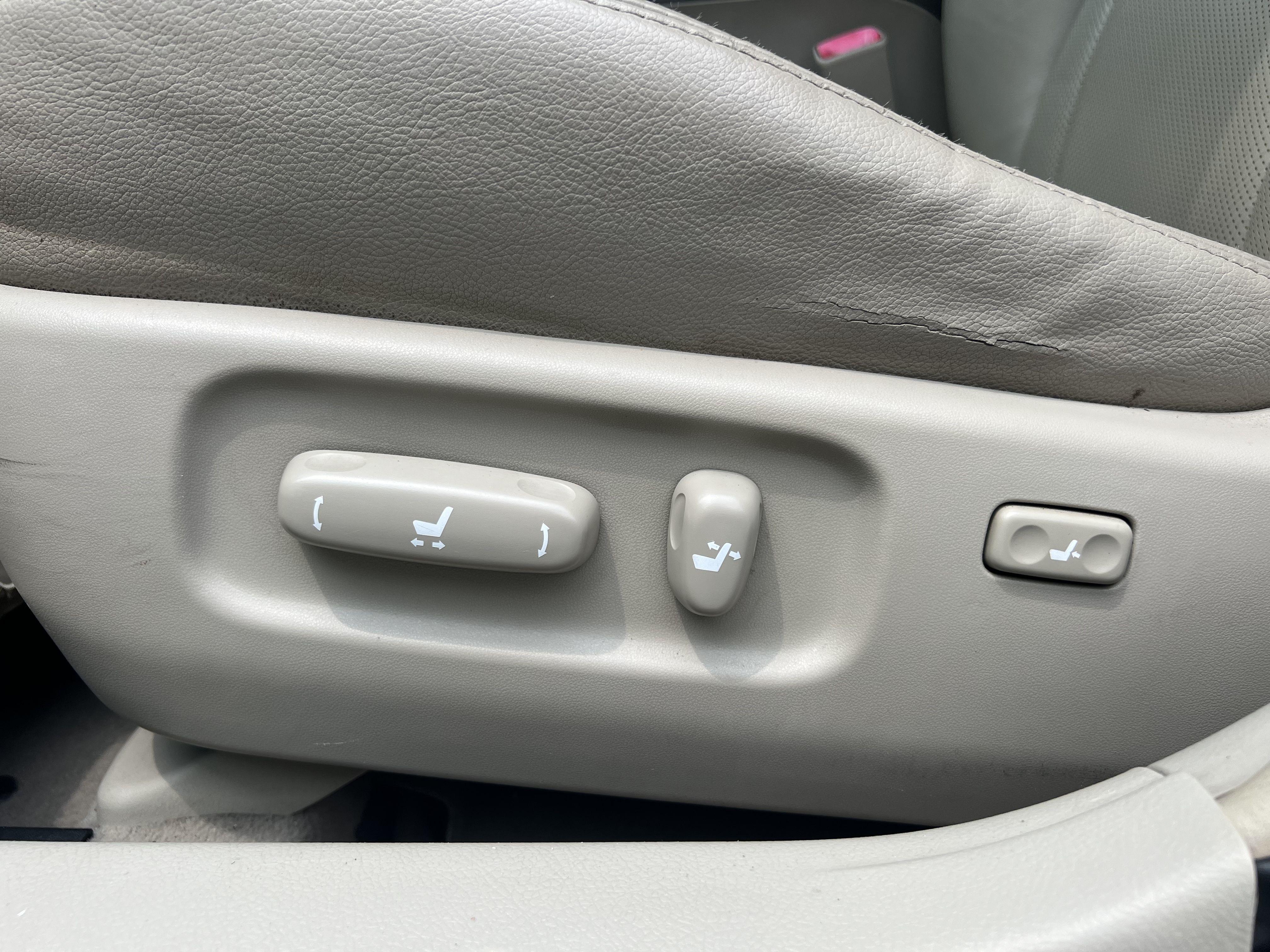 Toyota Camry 2010 thumb 7