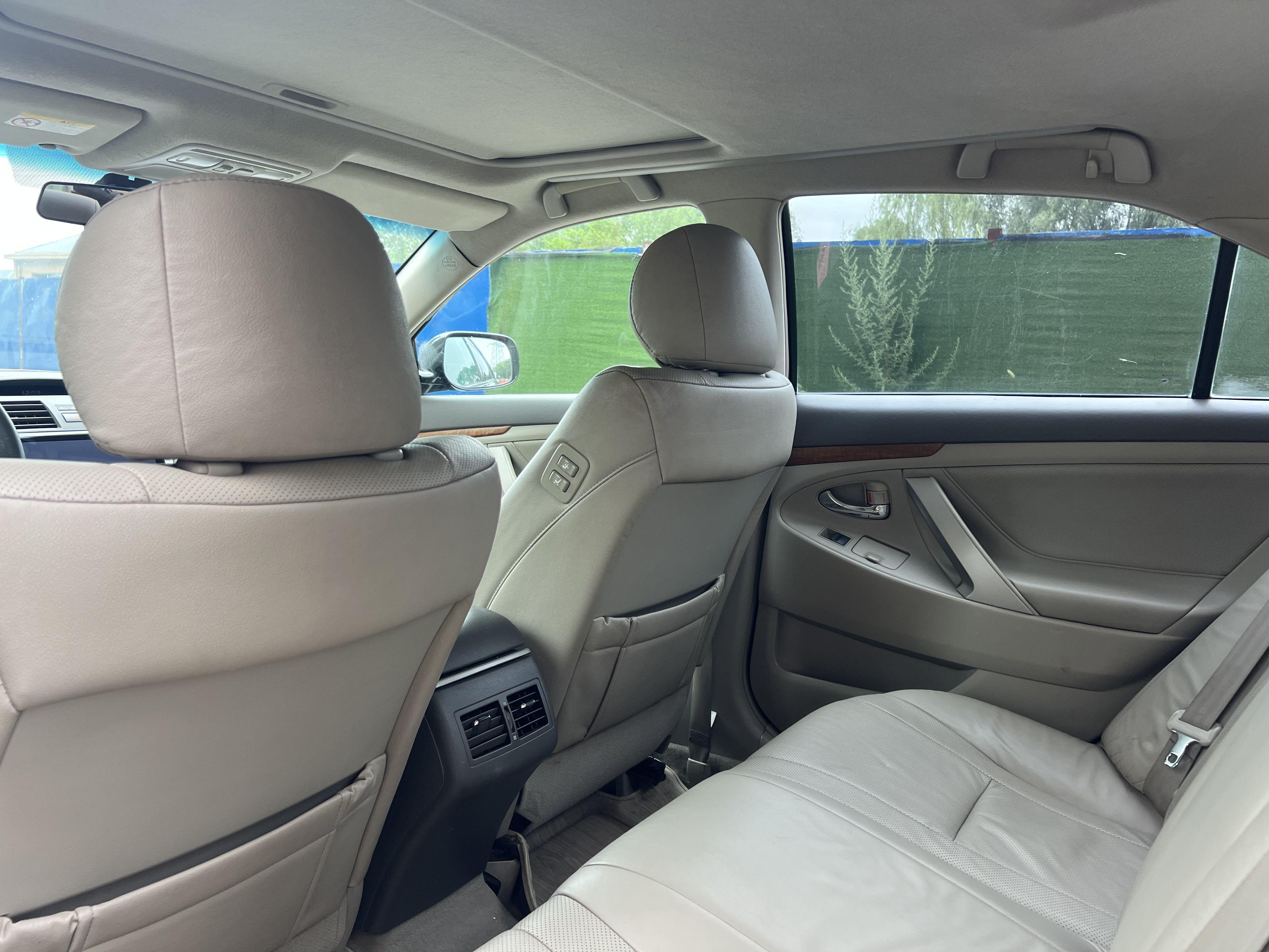 Toyota Camry 2010 thumb 8