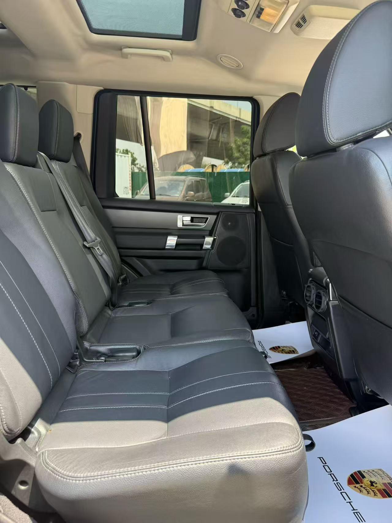 Land Rover Discovery 2013 thumb 4