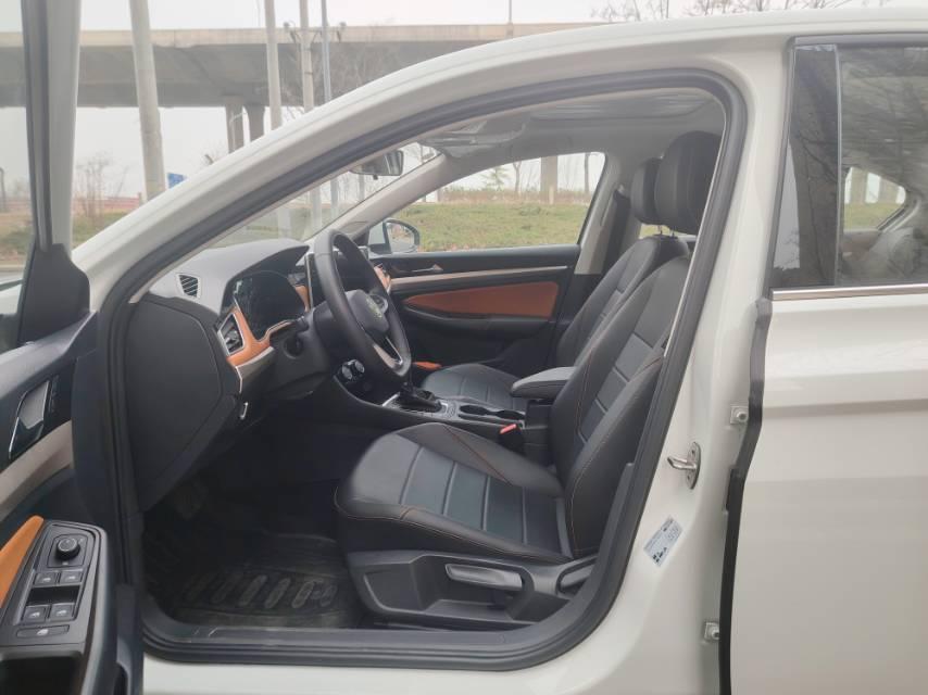 Volkswagen Bora 2023 thumb 6