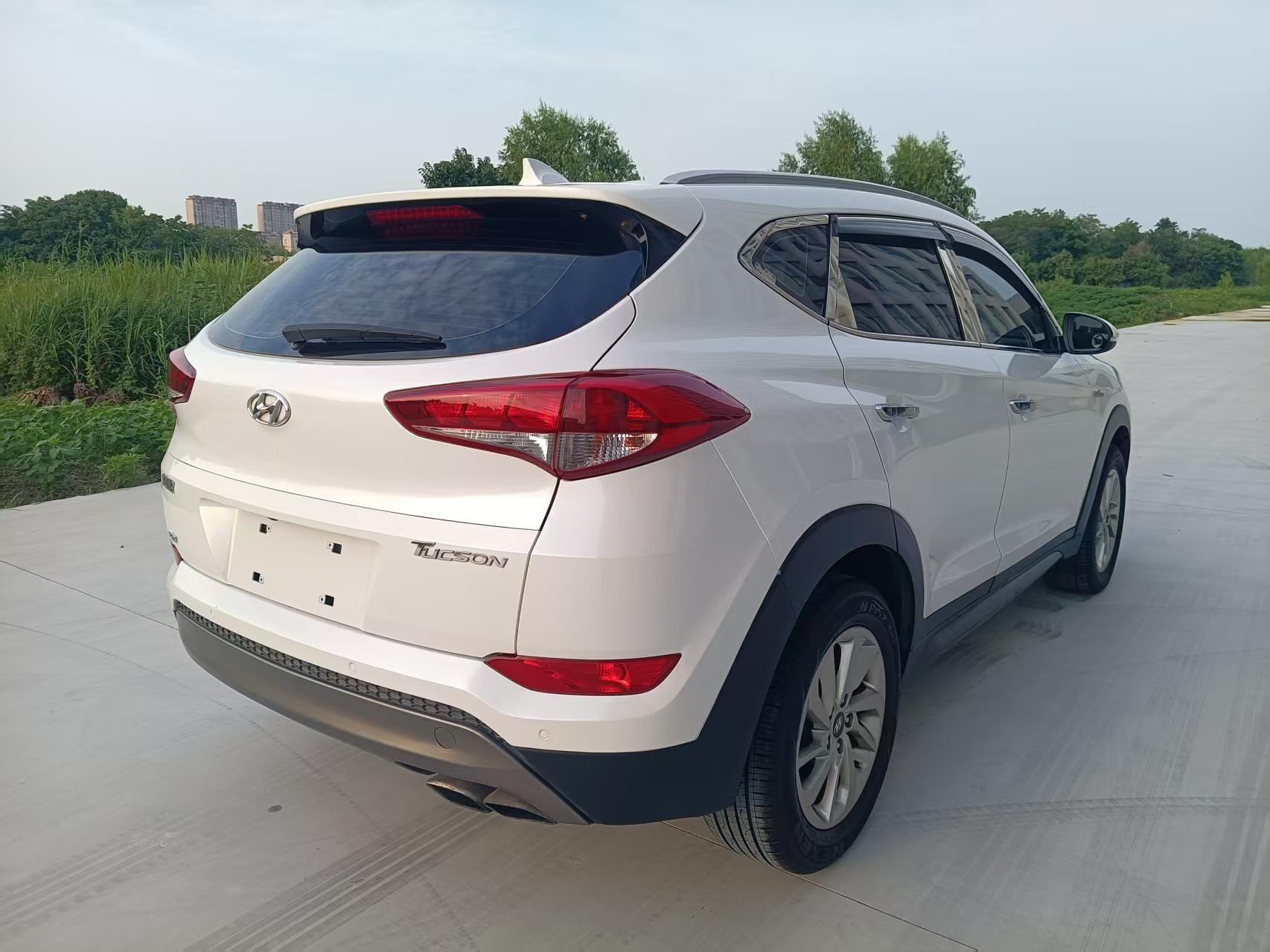 Hyundai Tucson 2015 thumb 4