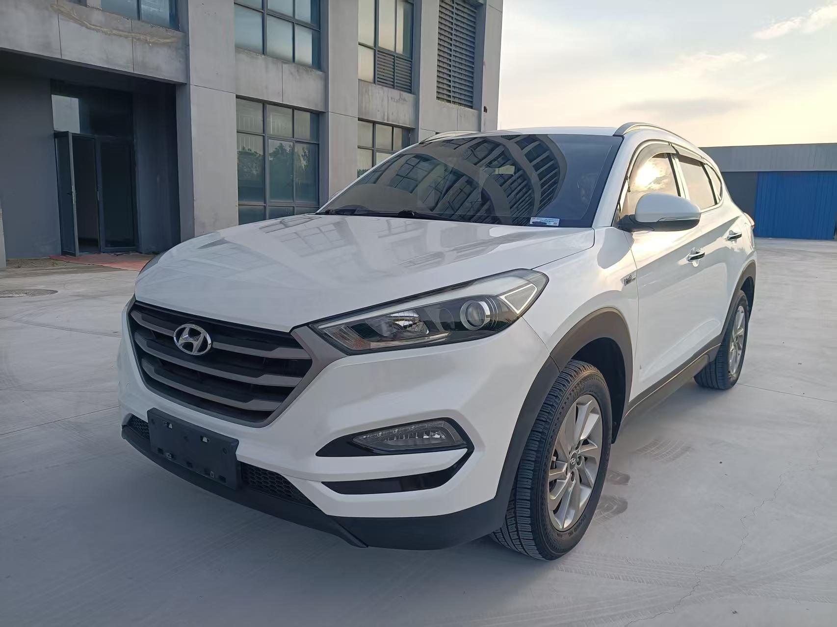 Hyundai Tucson 2015 thumb 8