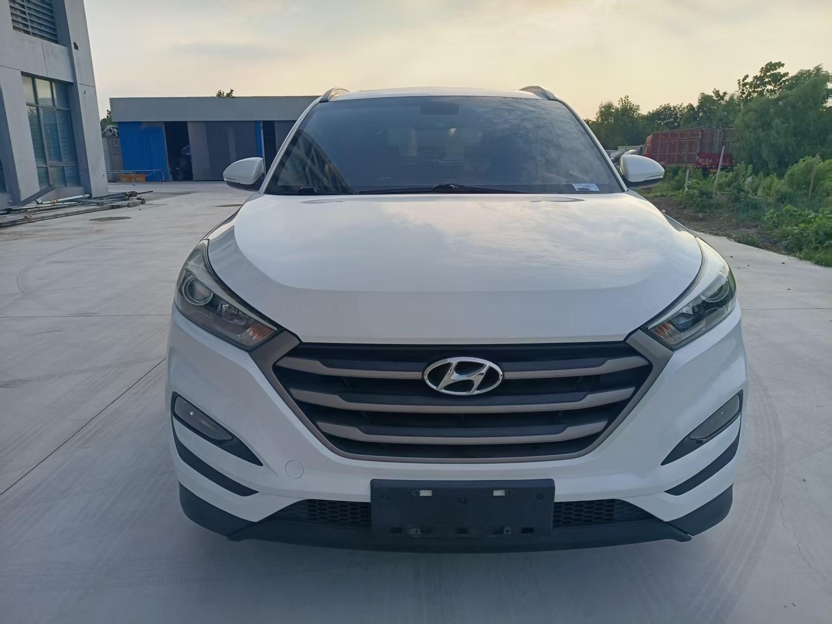Hyundai Tucson 2015 thumb 9