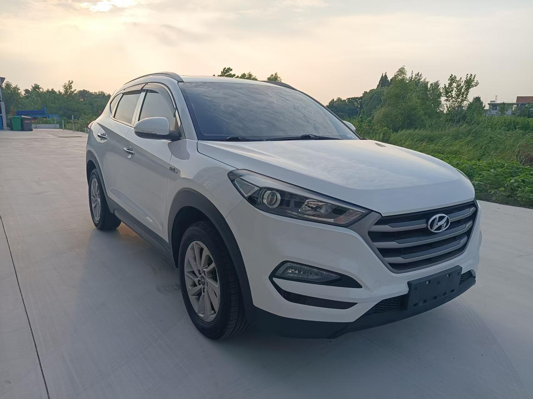 Hyundai Tucson 2015 thumb 10