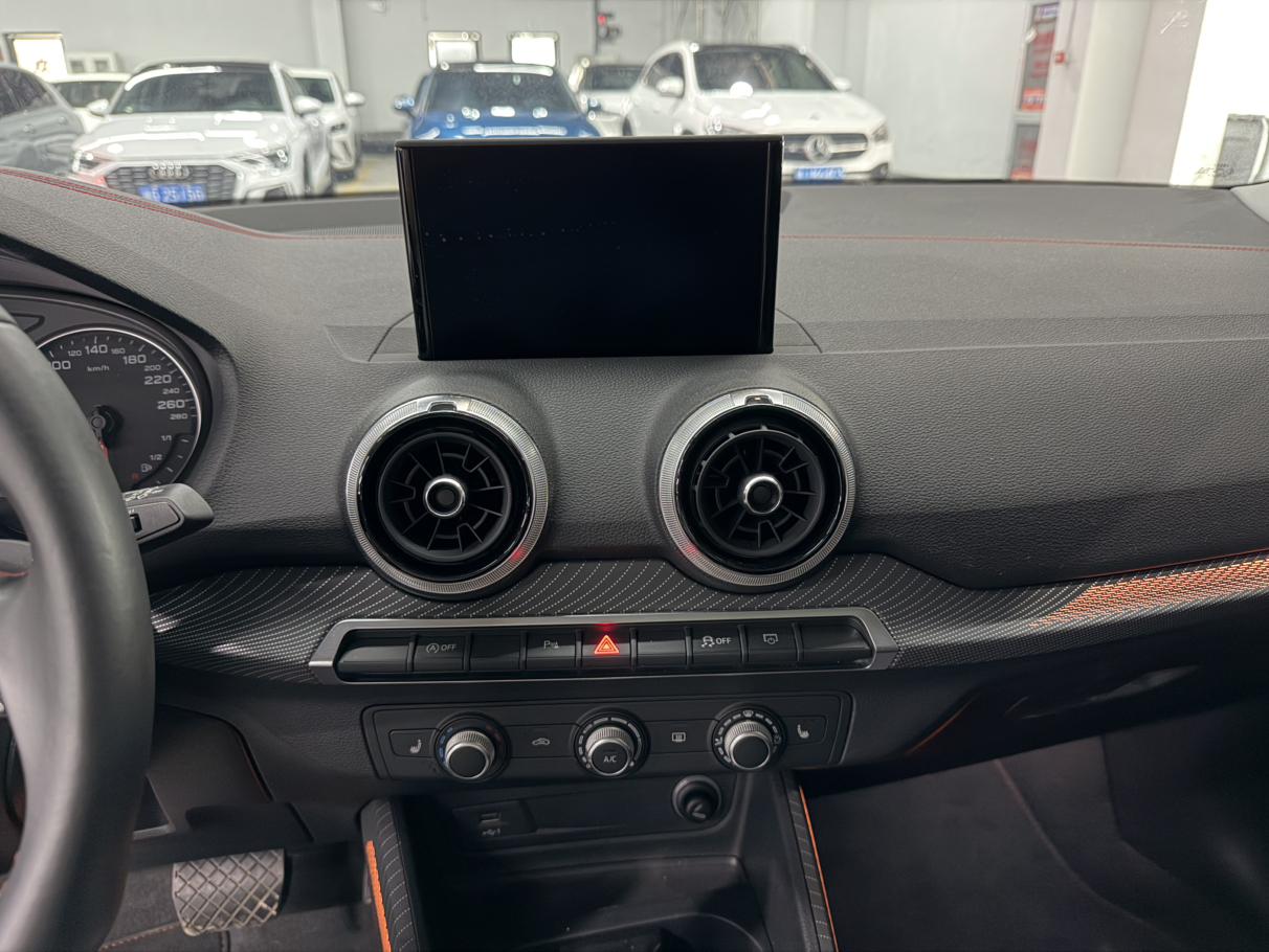 Audi Q2 2022 thumb 6