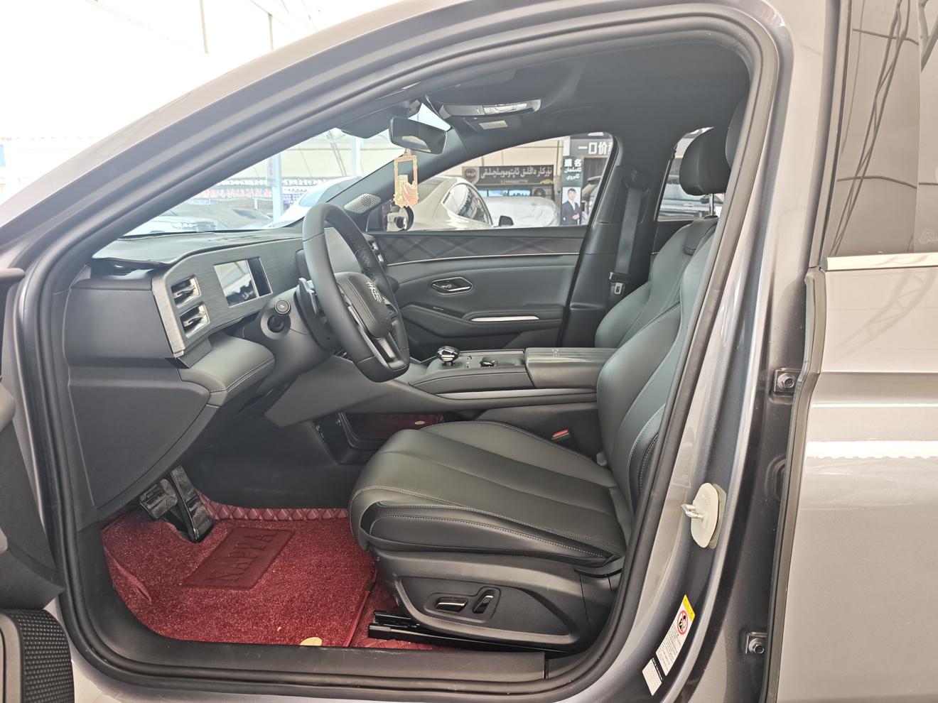 BYD Qin L DM 2025 thumb 6