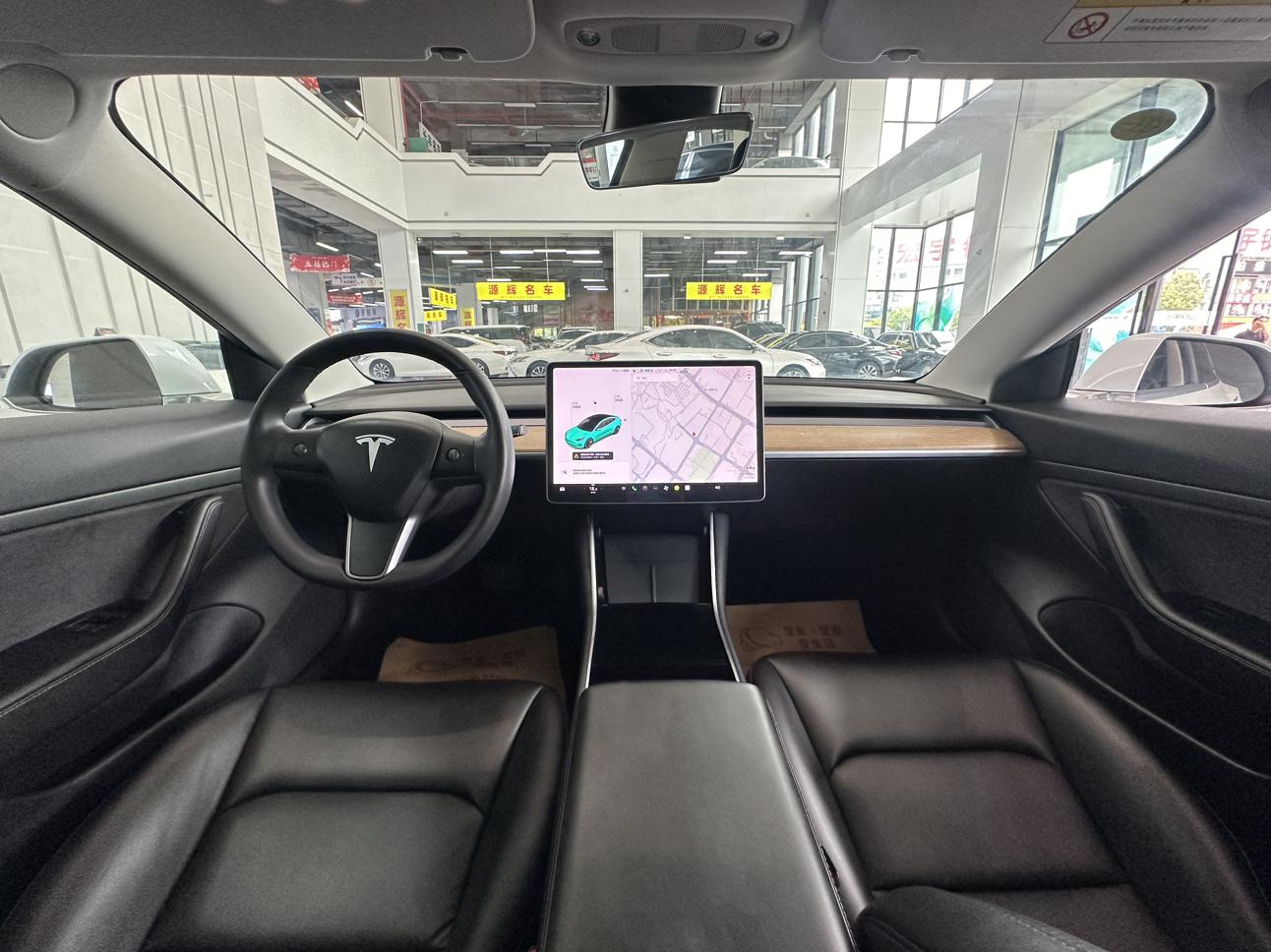 Tesla Model 3 2020 thumb 10