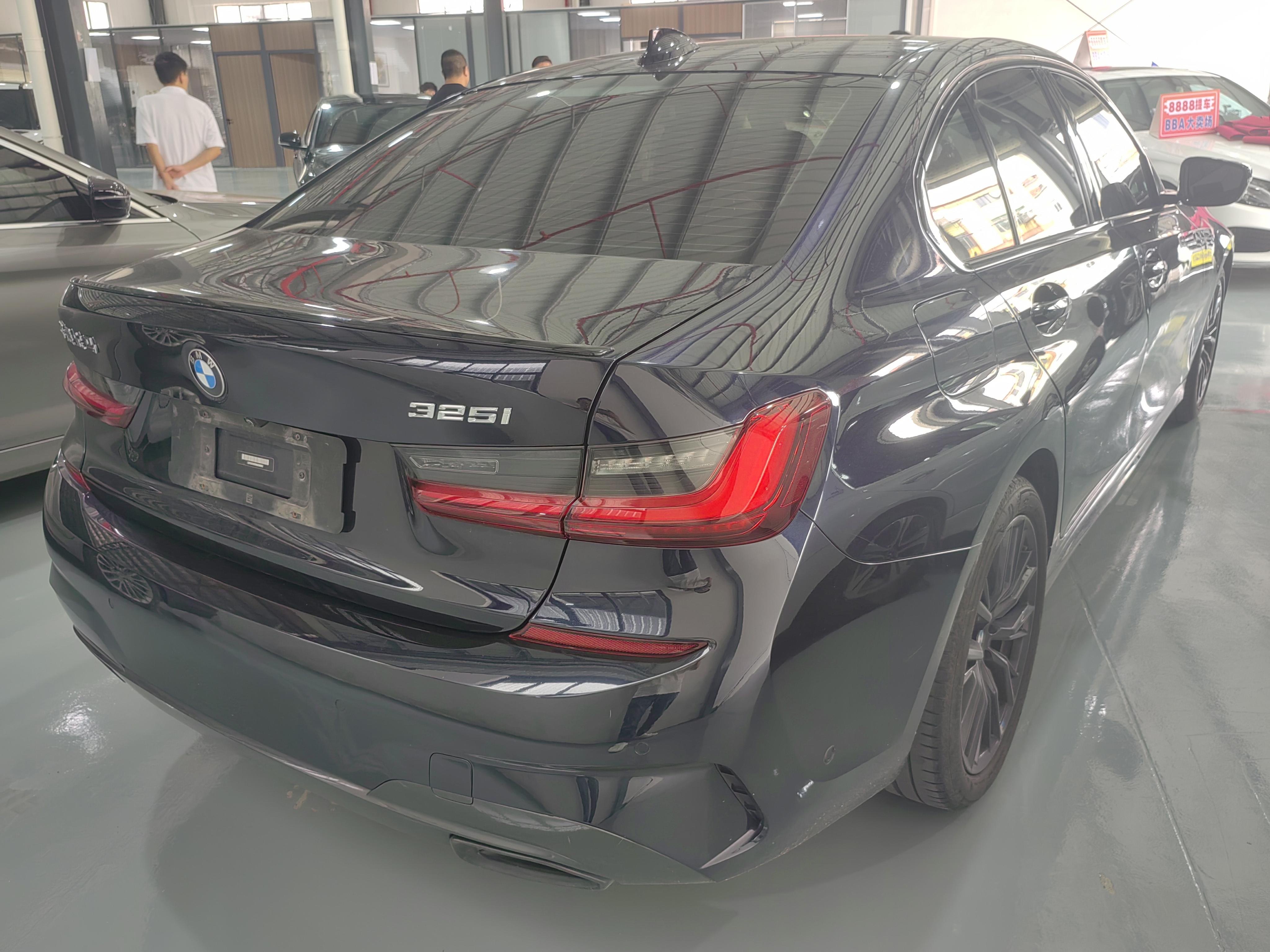 BMW 3 серии 2022 thumb 3