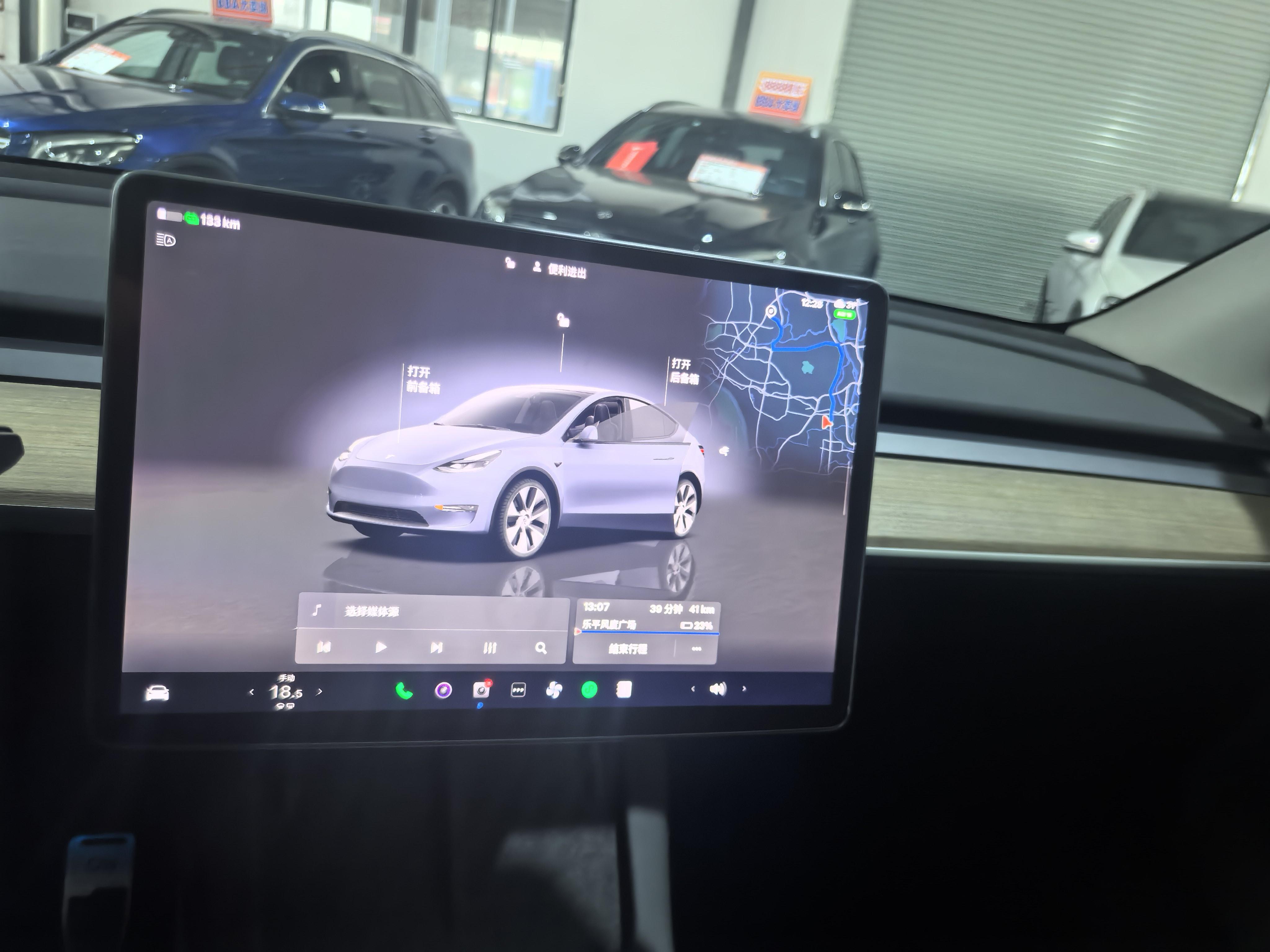 Tesla Model Y 2022 thumb 7