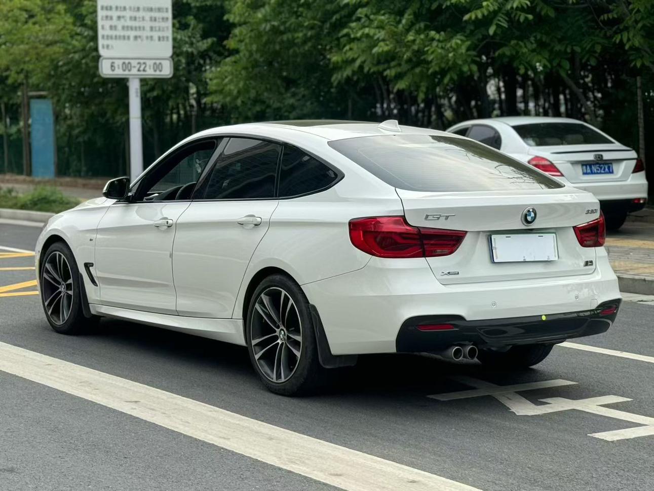 BMW 3 серии 2019 thumb 11