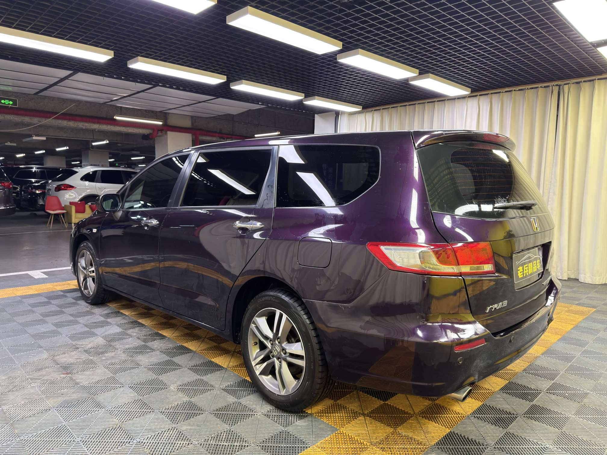 Honda Odyssey 2011 thumb 3