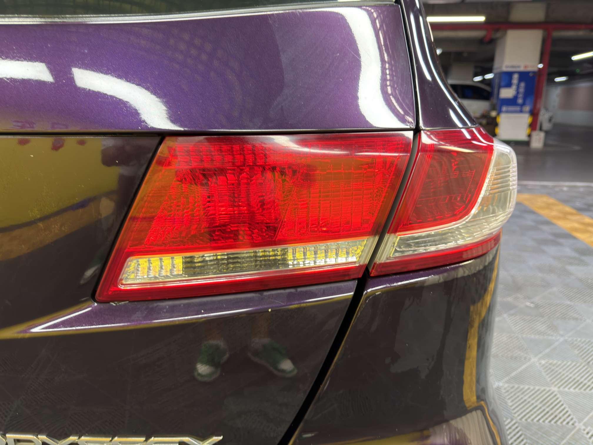 Honda Odyssey 2011 thumb 9
