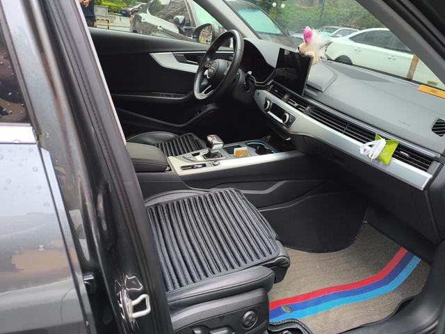 Audi A4 2020 thumb 6