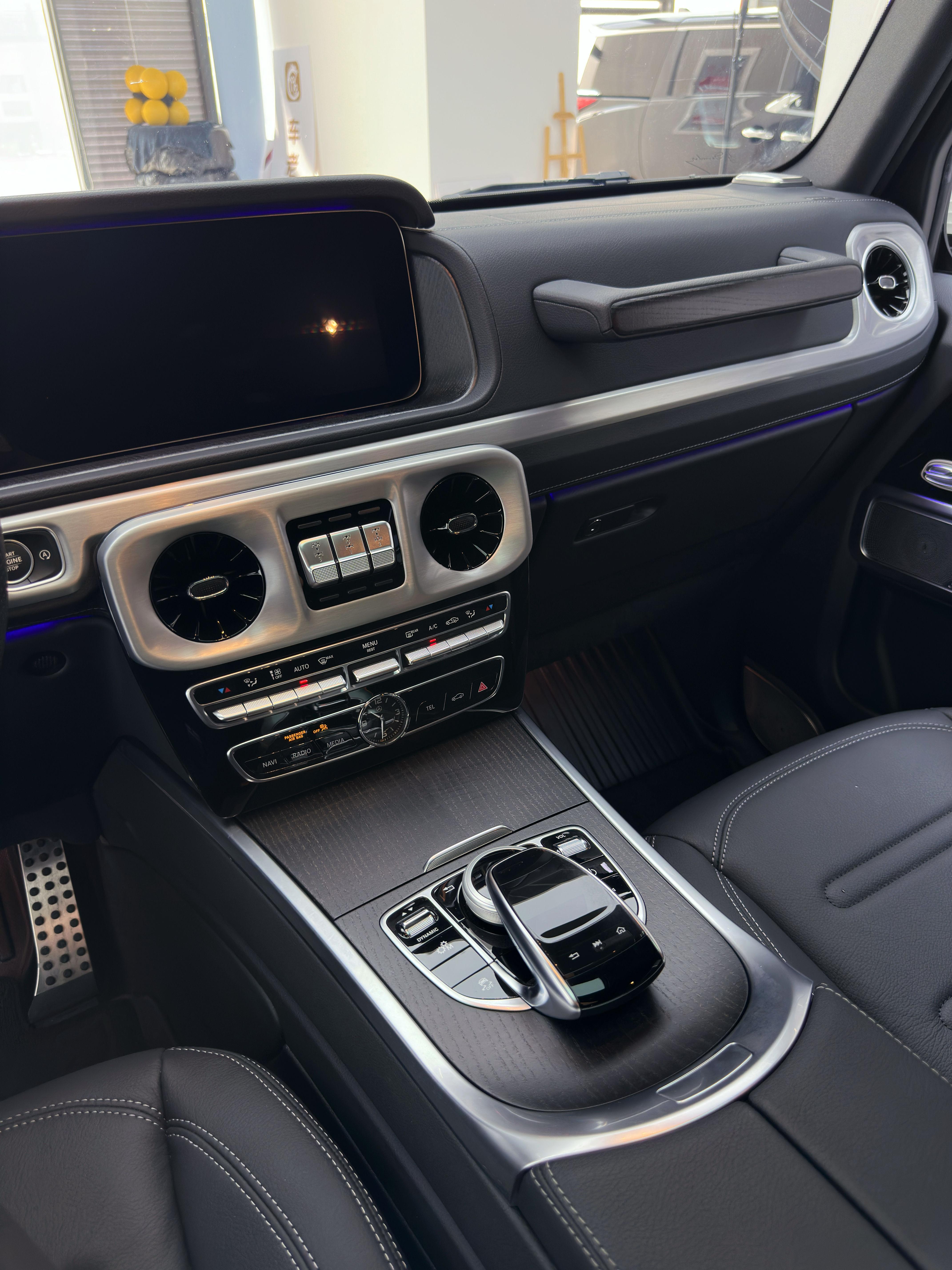 Mercedes-Benz G-Класс 2023 thumb 4