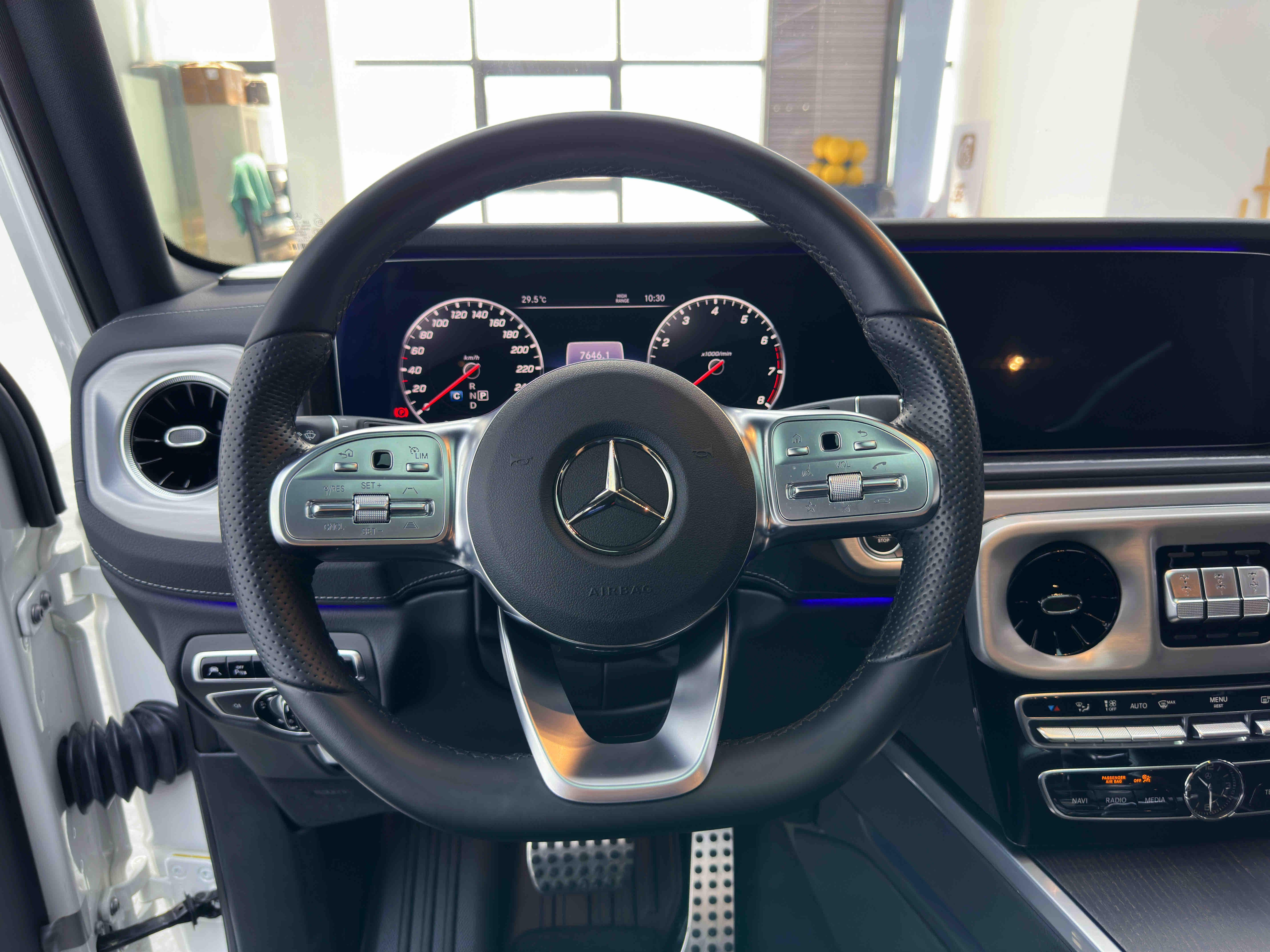 Mercedes-Benz G-Класс 2023 thumb 10