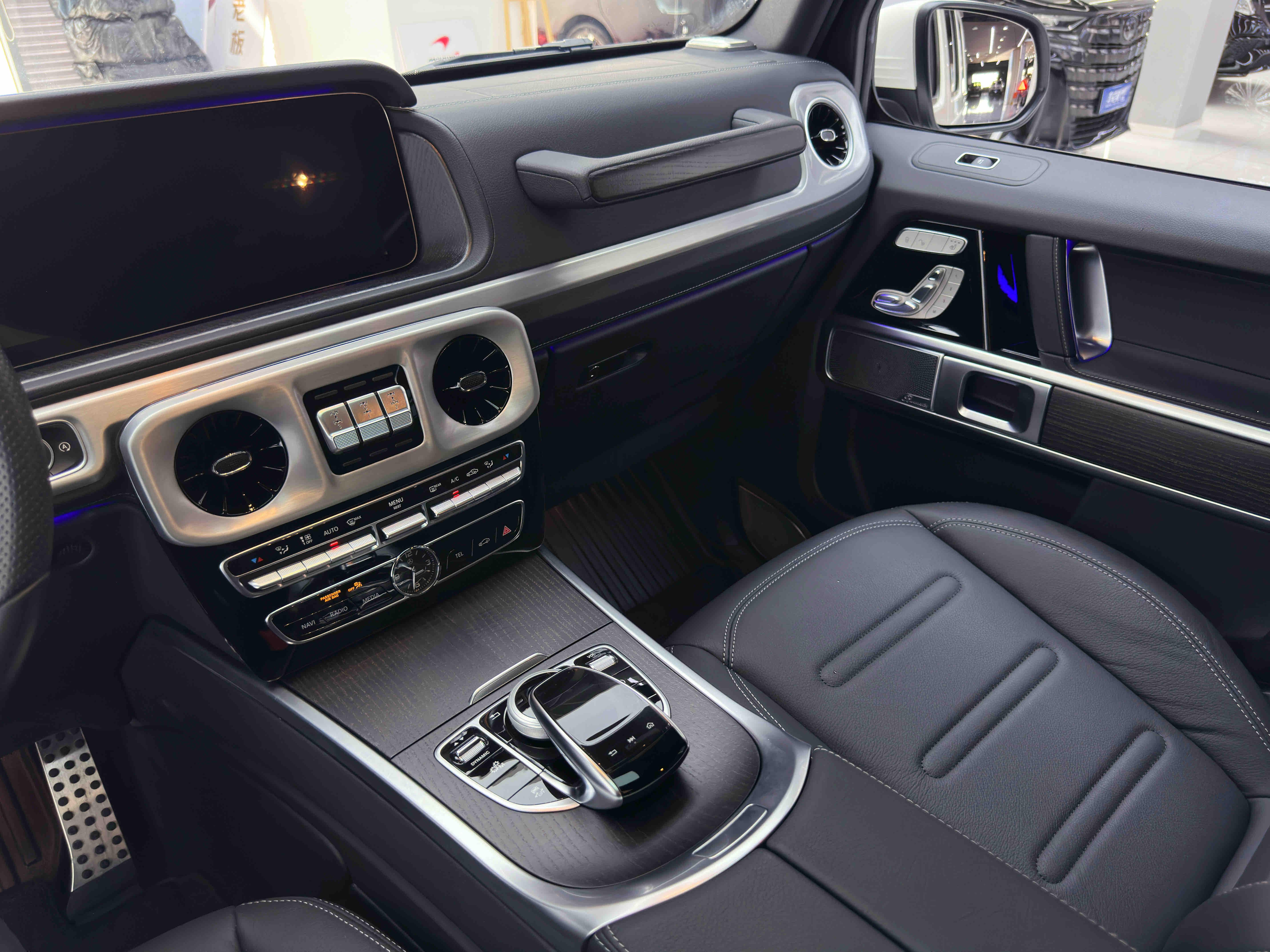 Mercedes-Benz G-Класс 2023 thumb 12