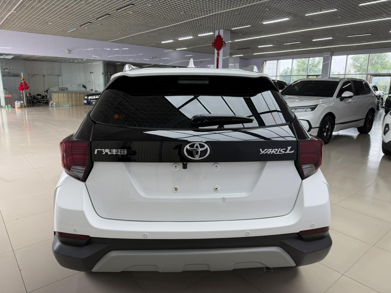 Toyota Yaris 2022 thumb 3