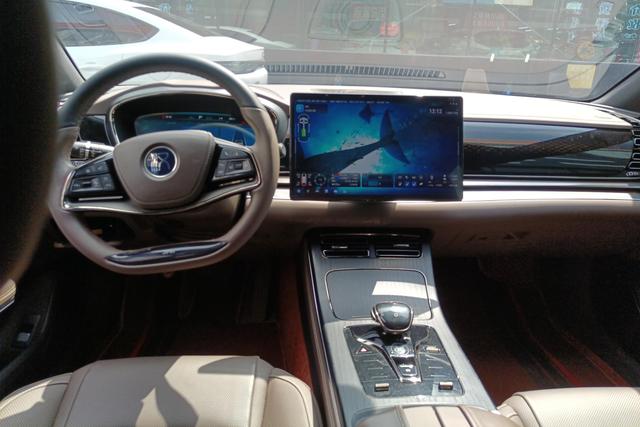 BYD Han 2023 thumb 11