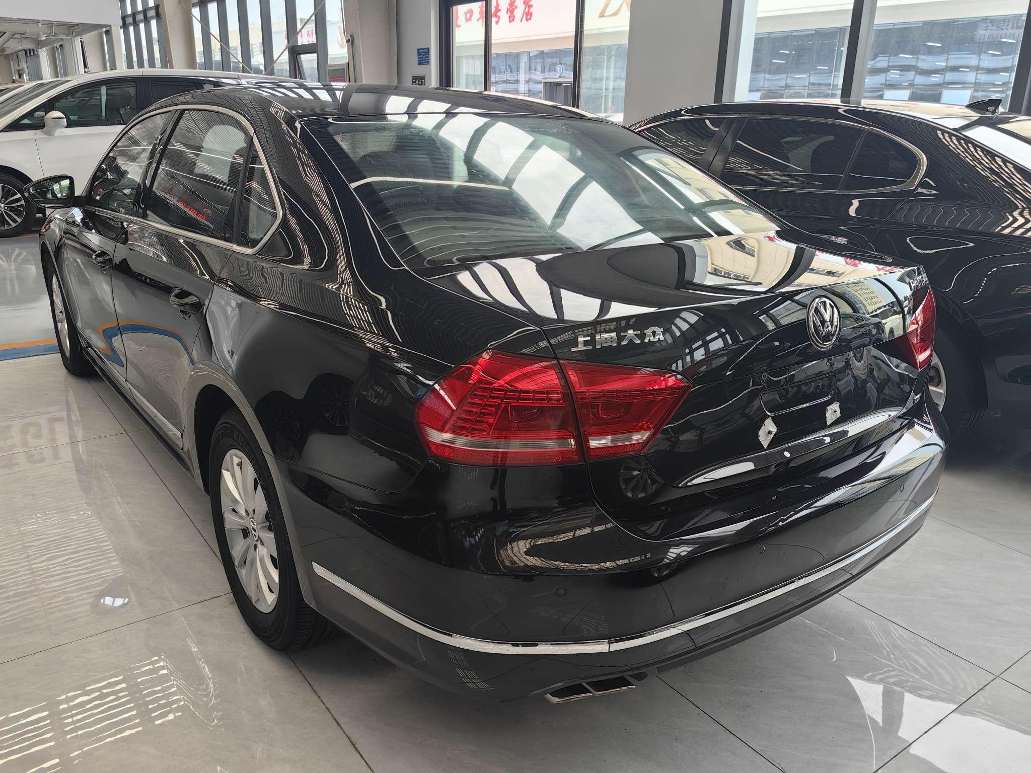 Volkswagen Passat (North America and China) 2015 thumb 2
