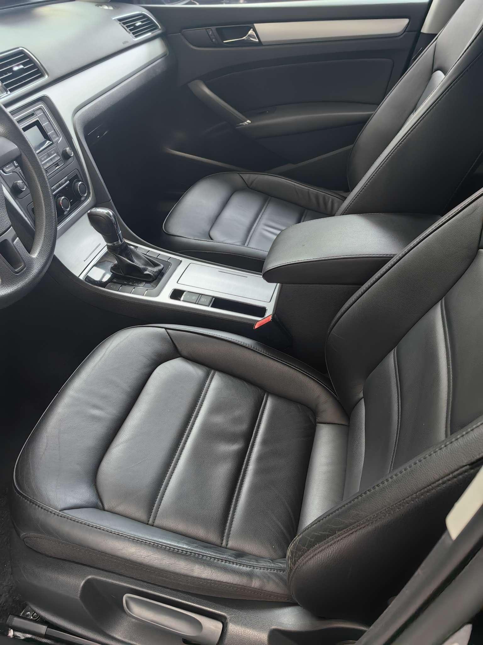 Volkswagen Passat (North America and China) 2015 thumb 8