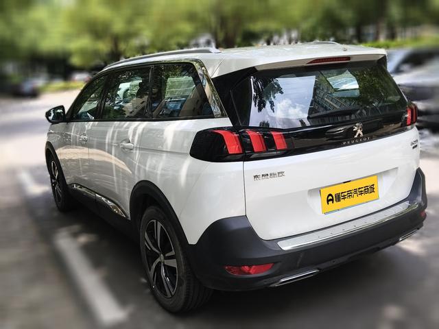 Peugeot 5008 2021 thumb 4