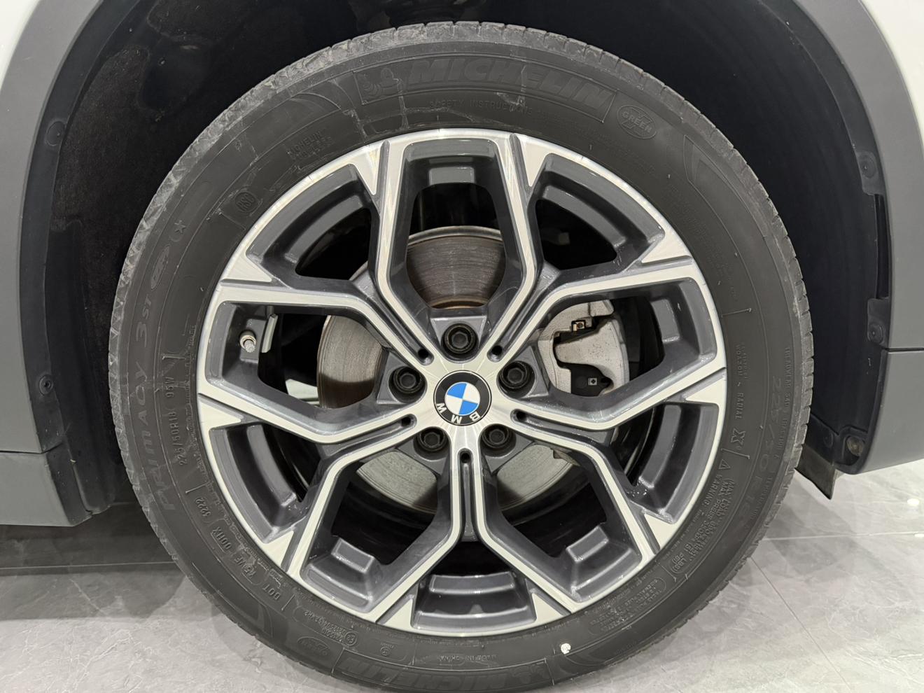 BMW X1 2021 thumb 5