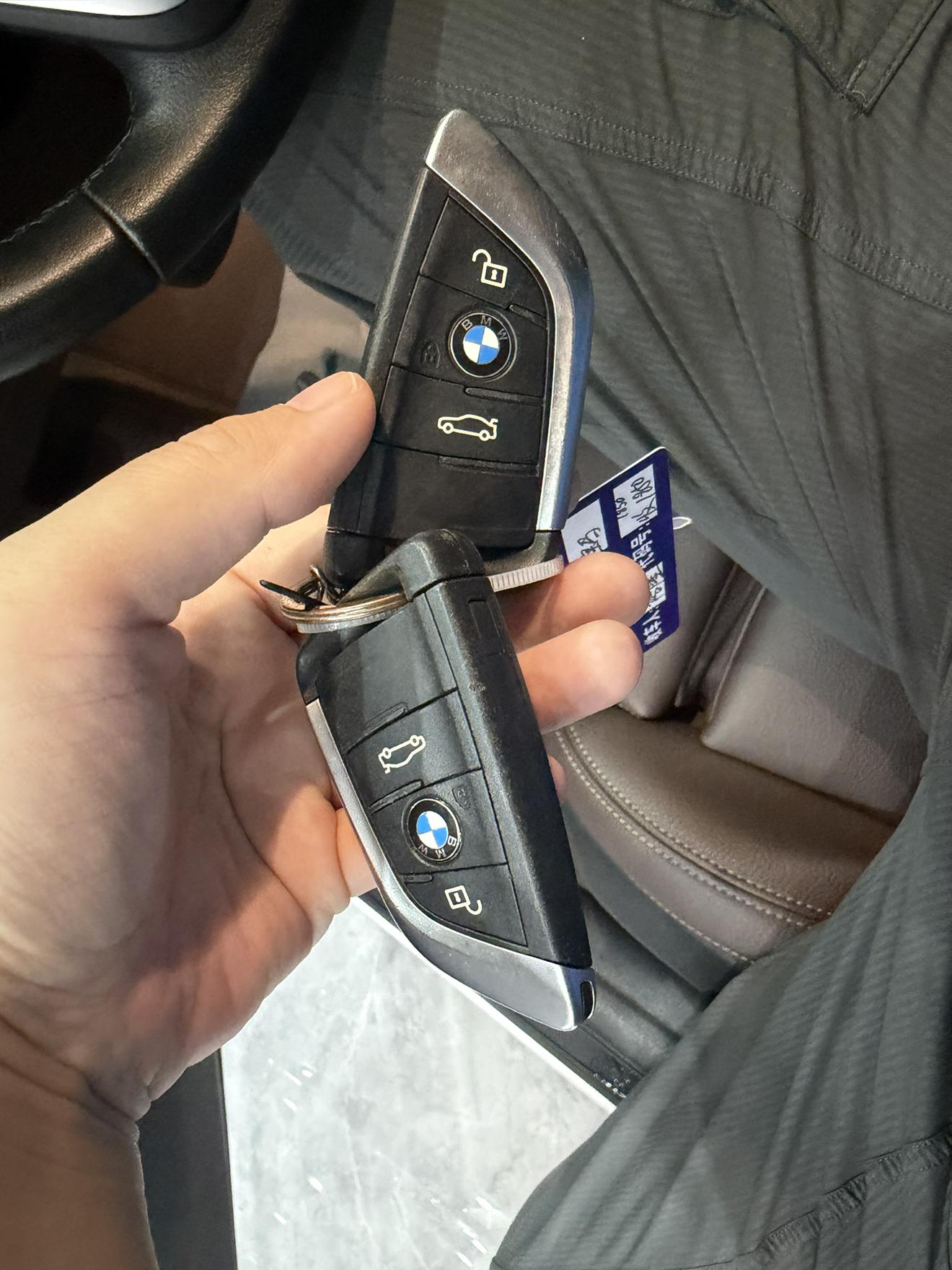 BMW X1 2021 thumb 6