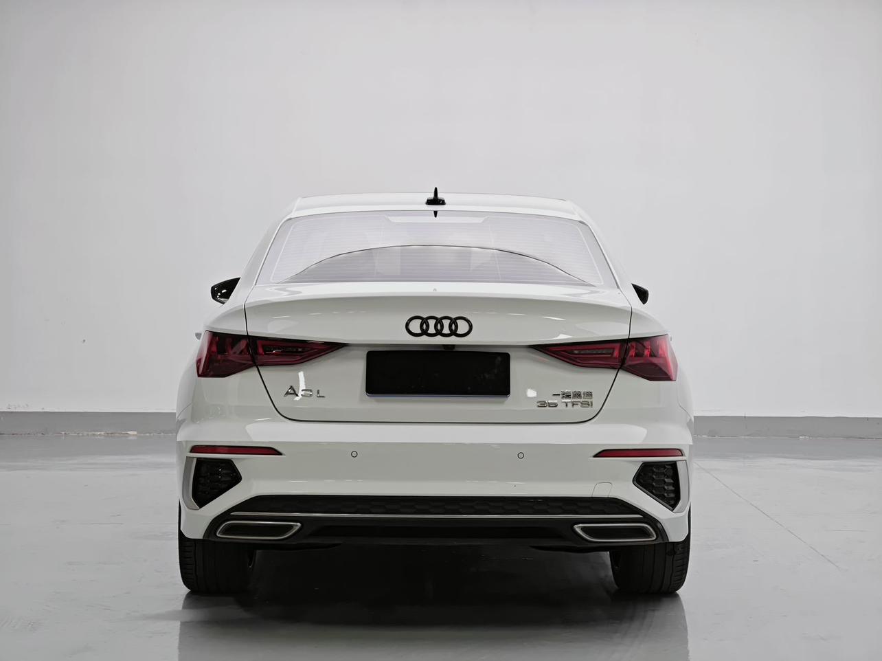 Audi A3 2023 thumb 3