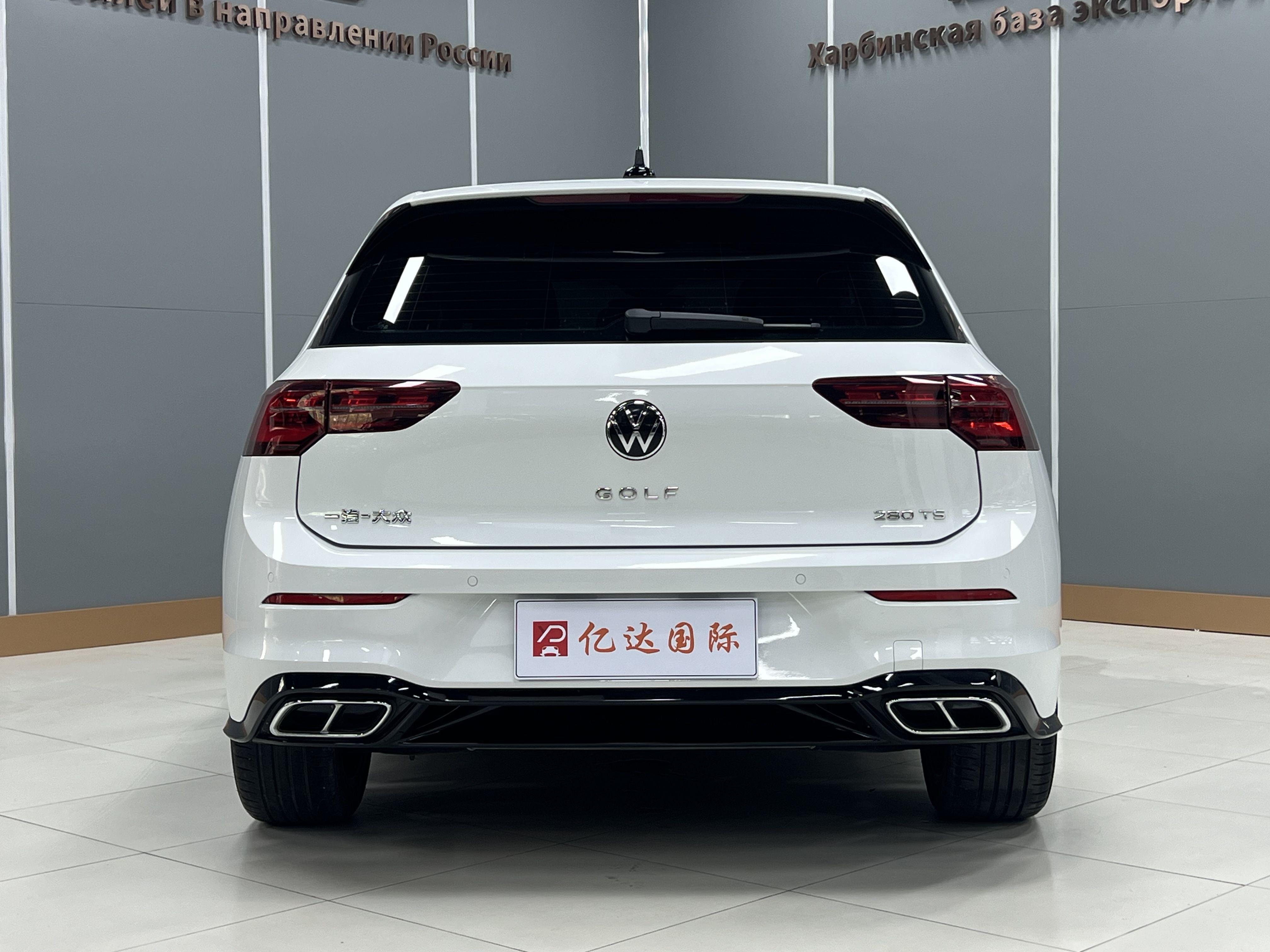 Volkswagen Golf Sportsvan 2021 thumb 3