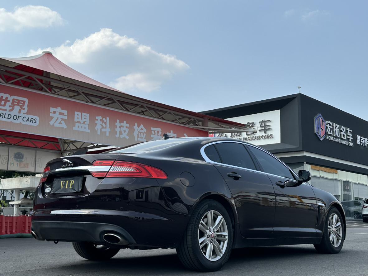 Jaguar XF 2014 thumb 4