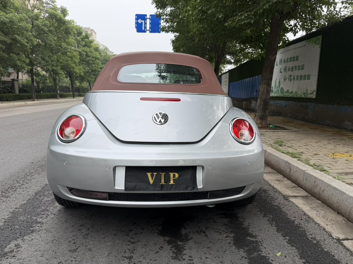 Volkswagen Beetle 2009 thumb 6